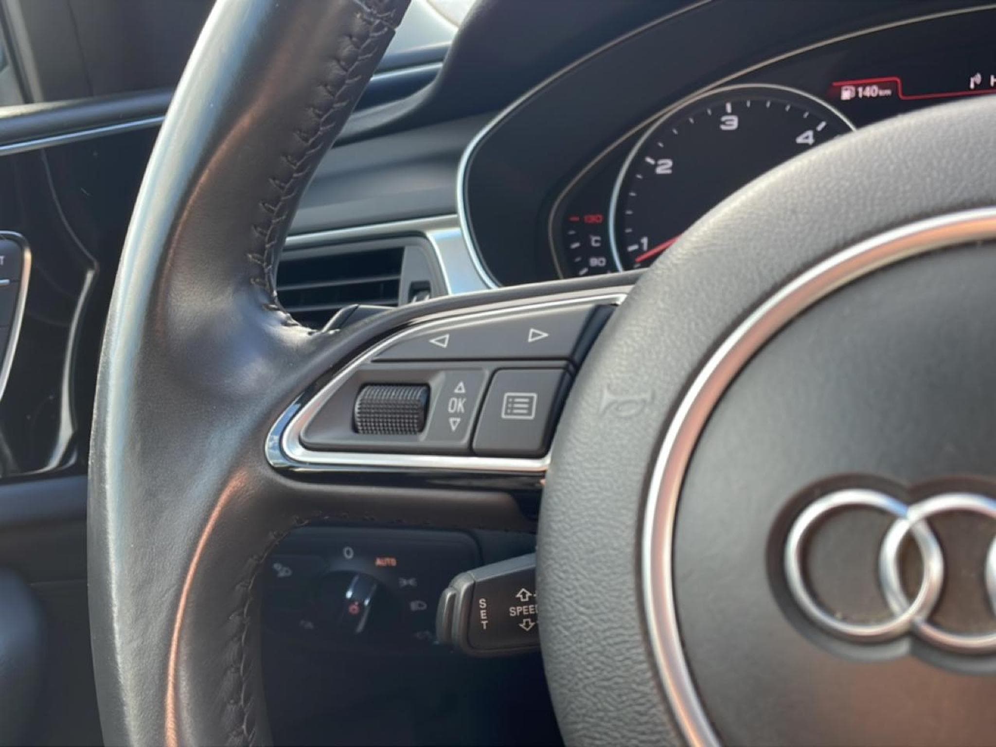 Audi A6 2.0 TDI 190 ULTRA AMBITION LUXE S TRONIC 7 (2018) - Photo 12