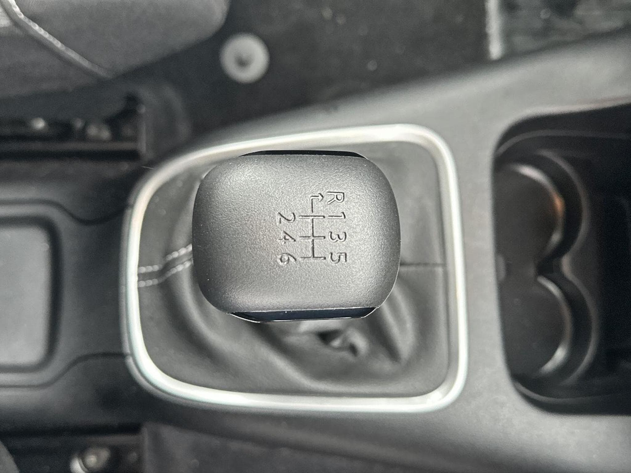 Citroen C3 1.2 PURETECH 110 C-SERIES (2023) - Photo 18