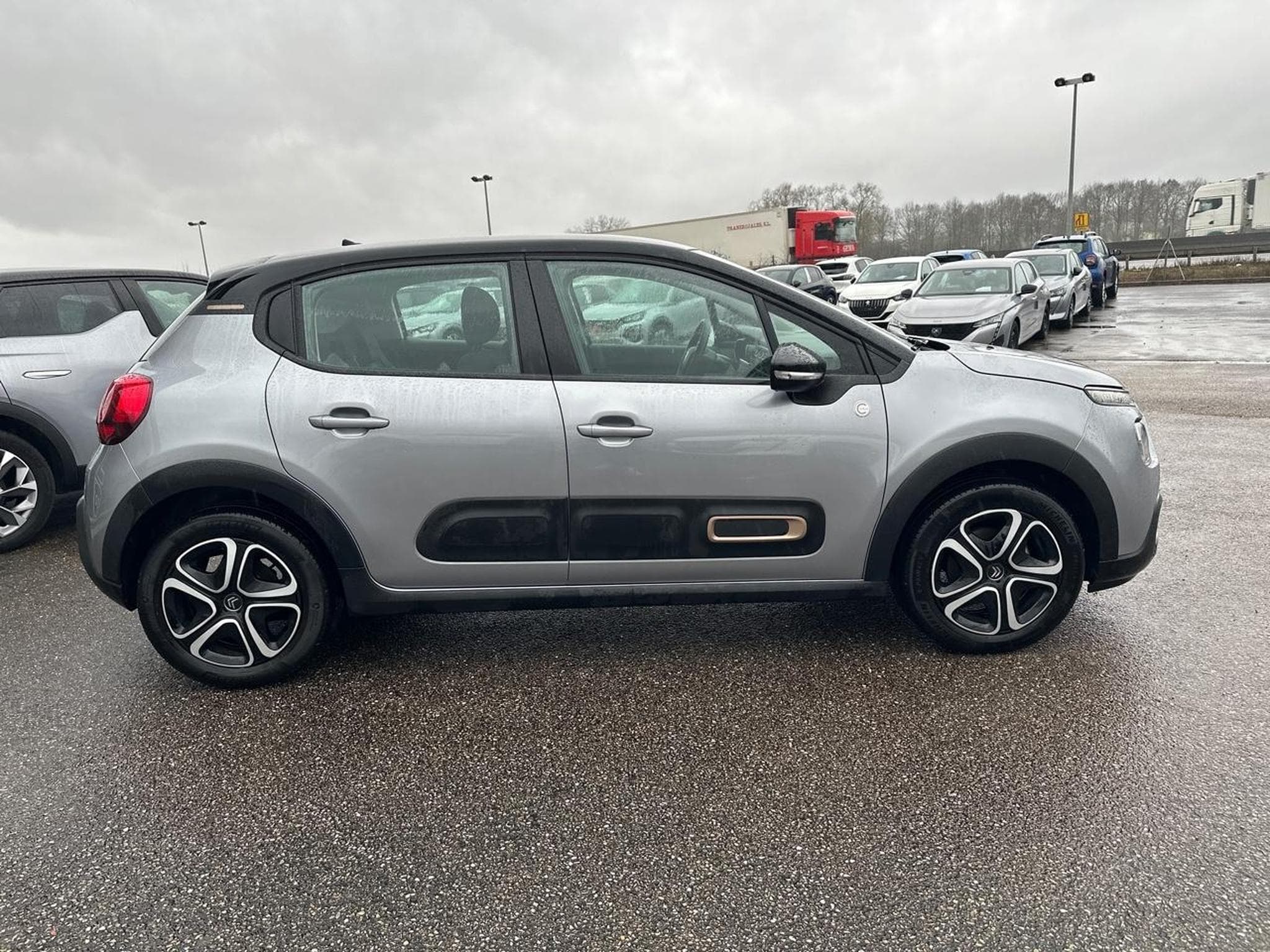 Citroen C3 1.2 PURETECH 110 C-SERIES (2023) - Photo 4