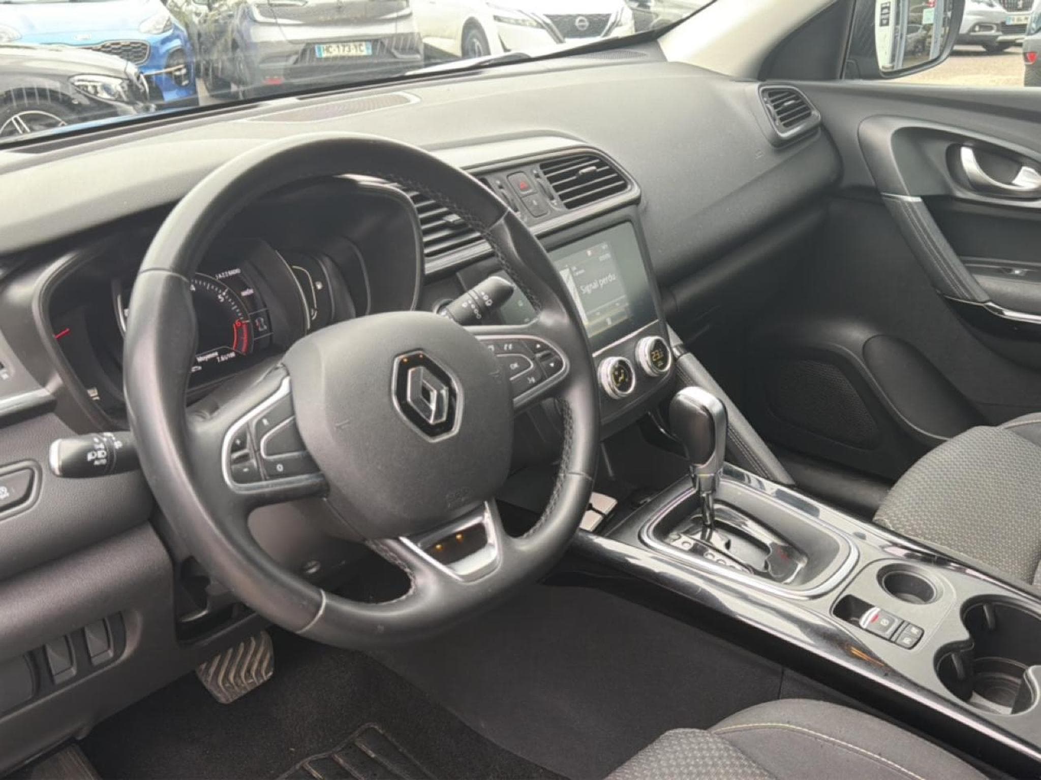 Renault KADJAR 1.3 TCE 140 FAP EVOLUTION EDC (2022) - Photo 12