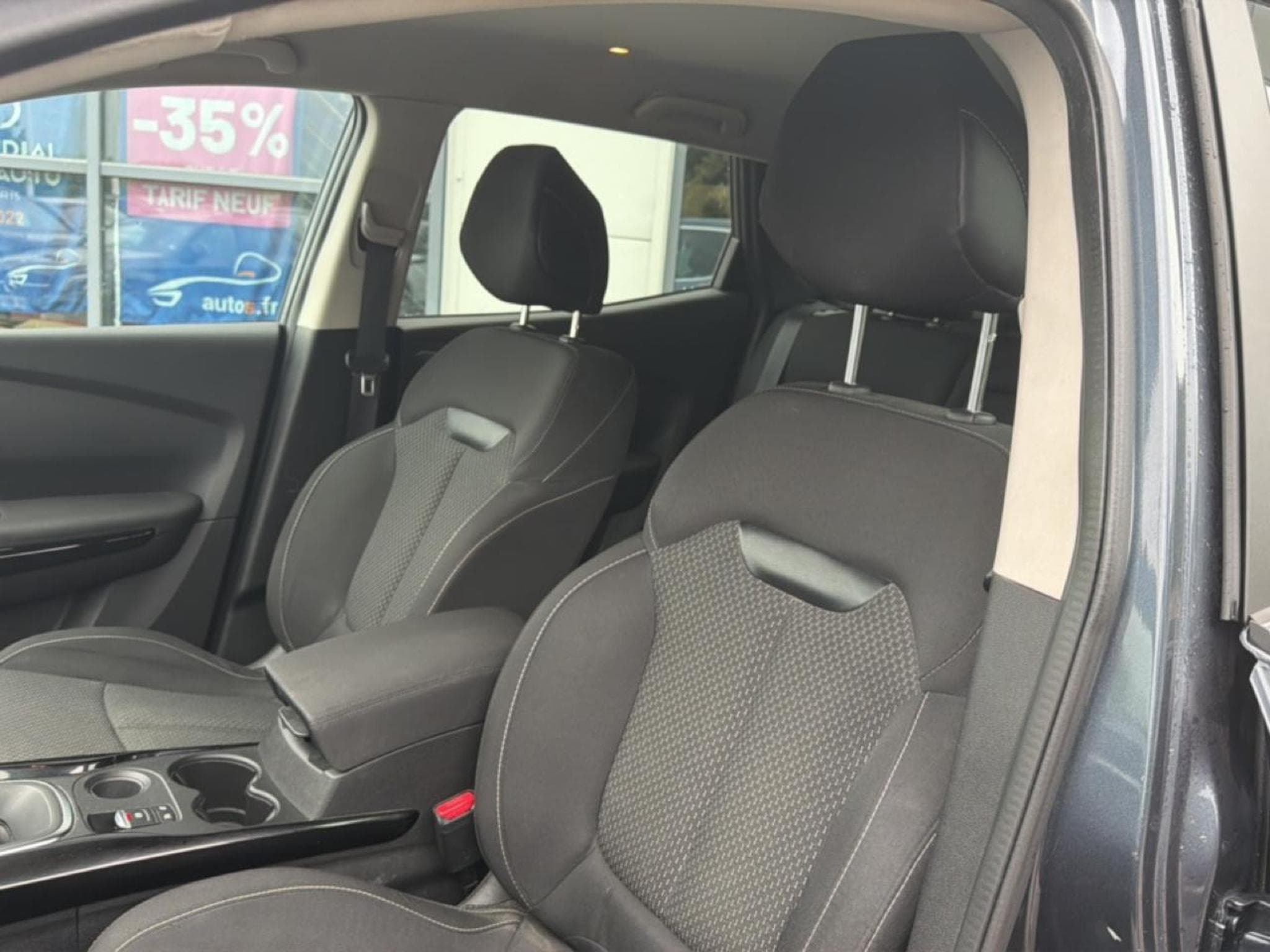 Renault KADJAR 1.3 TCE 140 FAP EVOLUTION EDC (2022) - Photo 15