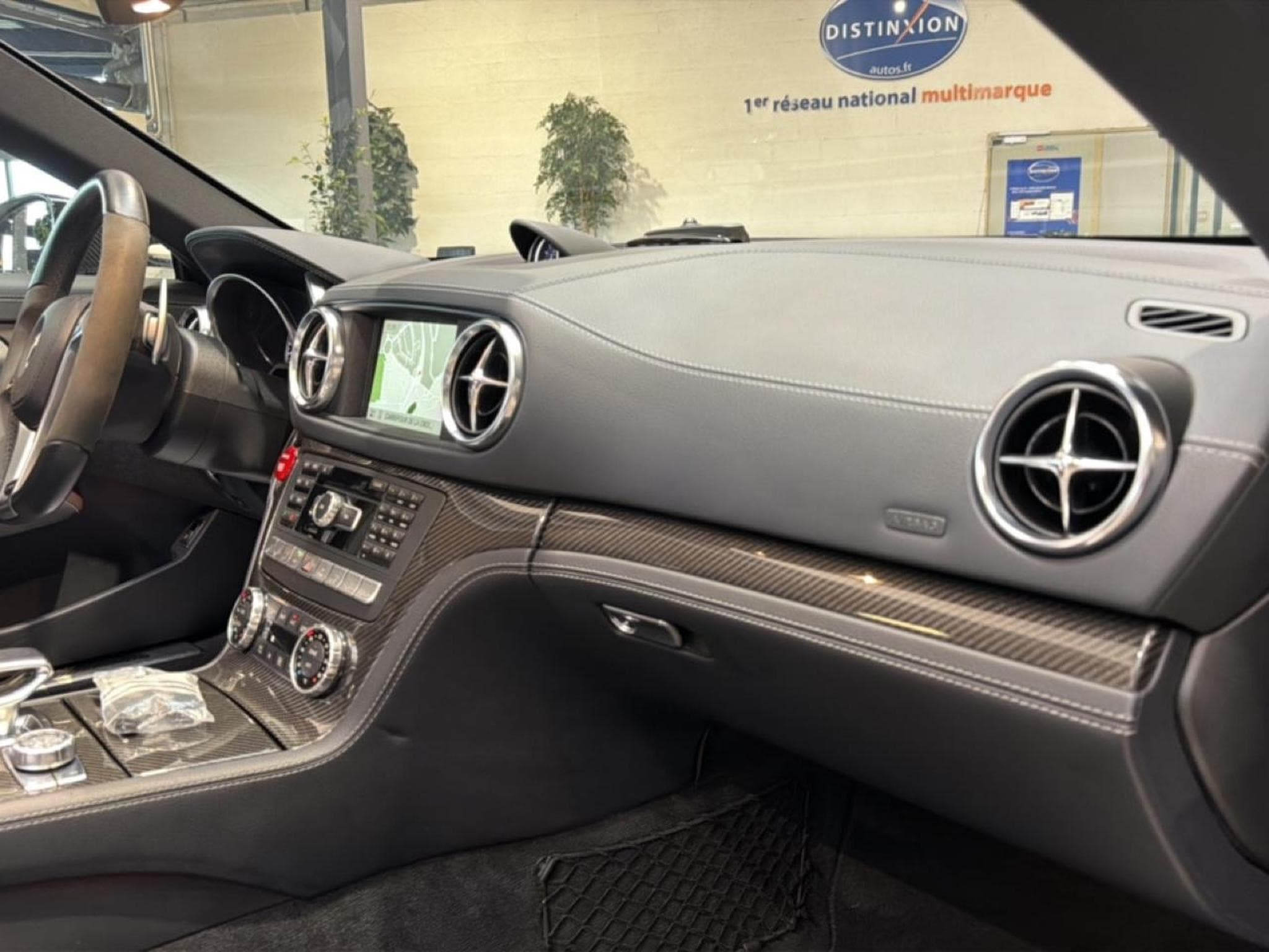 Mercedes SL 63 AMG SPEEDSHIFT MCT (2013) - Photo 13