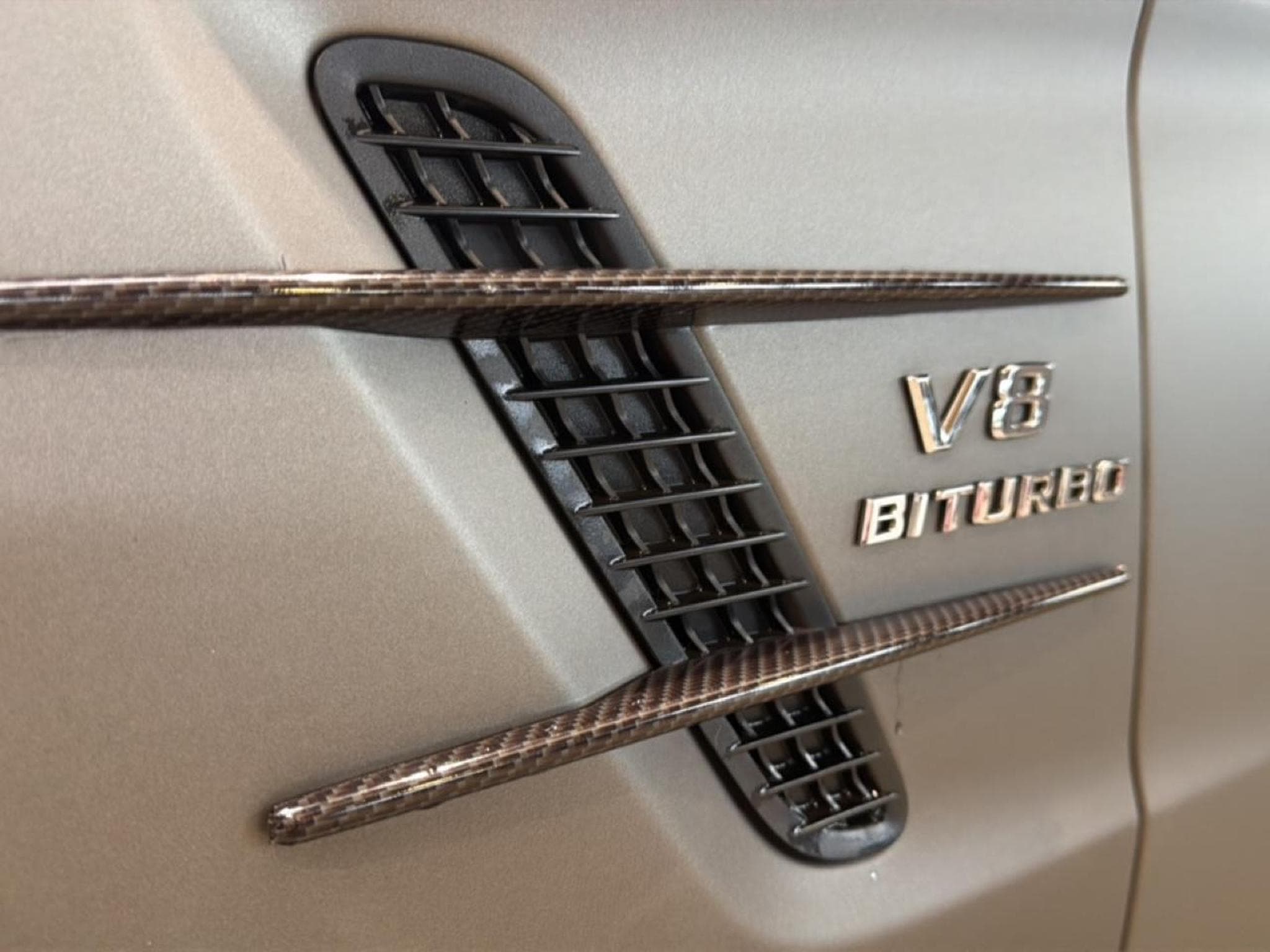 Mercedes SL 63 AMG SPEEDSHIFT MCT (2013) - Photo 17