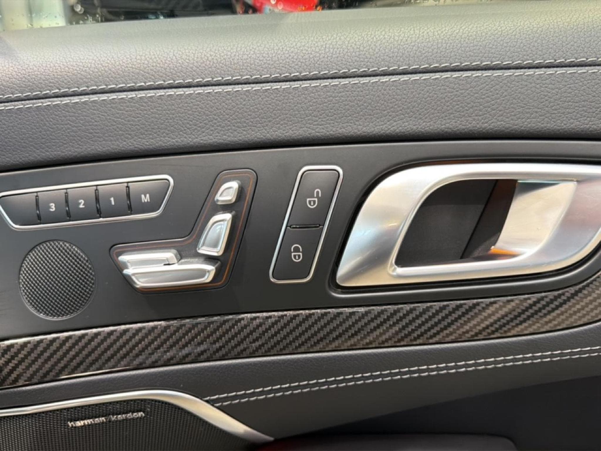 Mercedes SL 63 AMG SPEEDSHIFT MCT (2013) - Photo 18