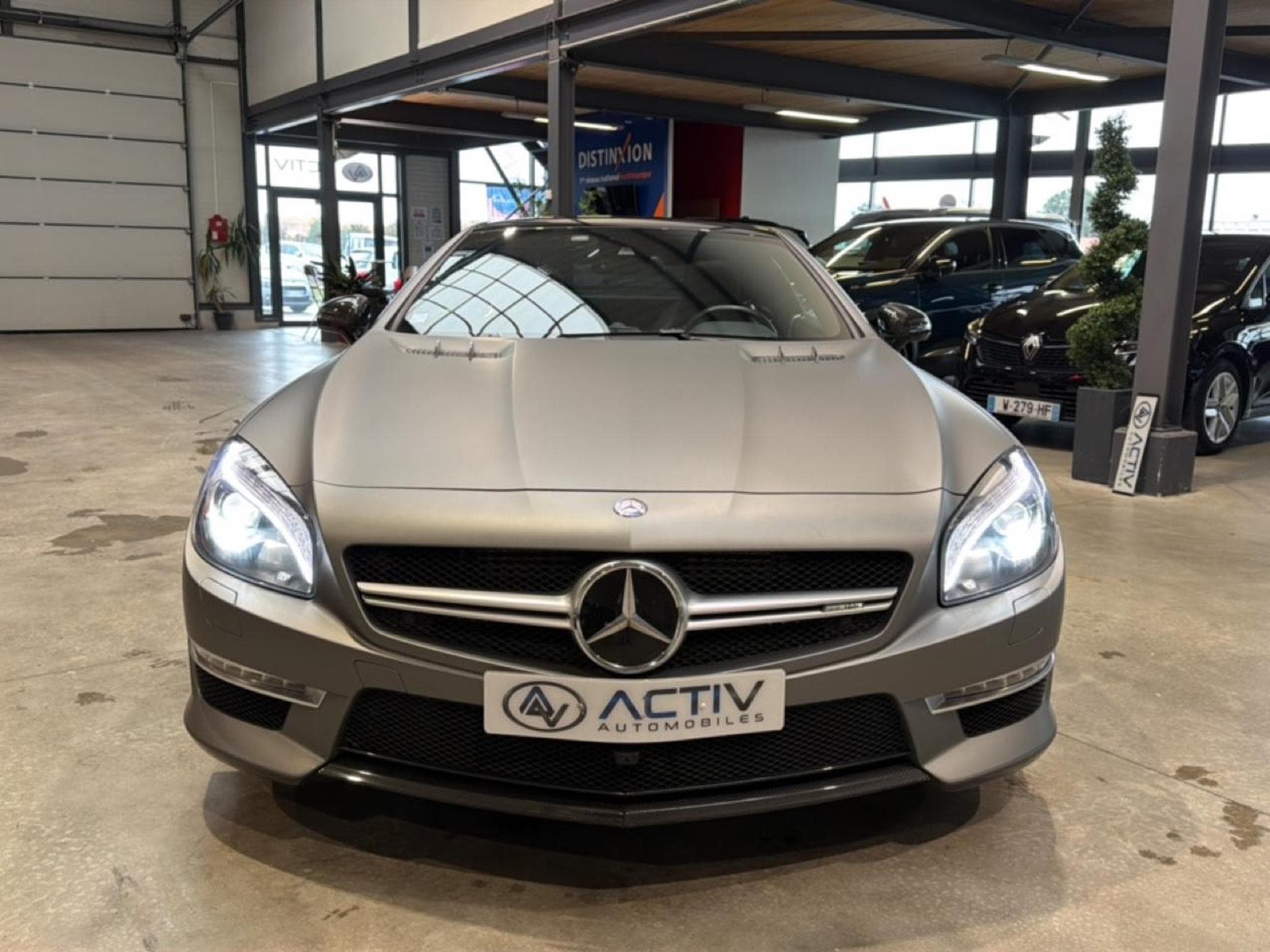 Mercedes SL 63 AMG SPEEDSHIFT MCT (2013) - Photo 2