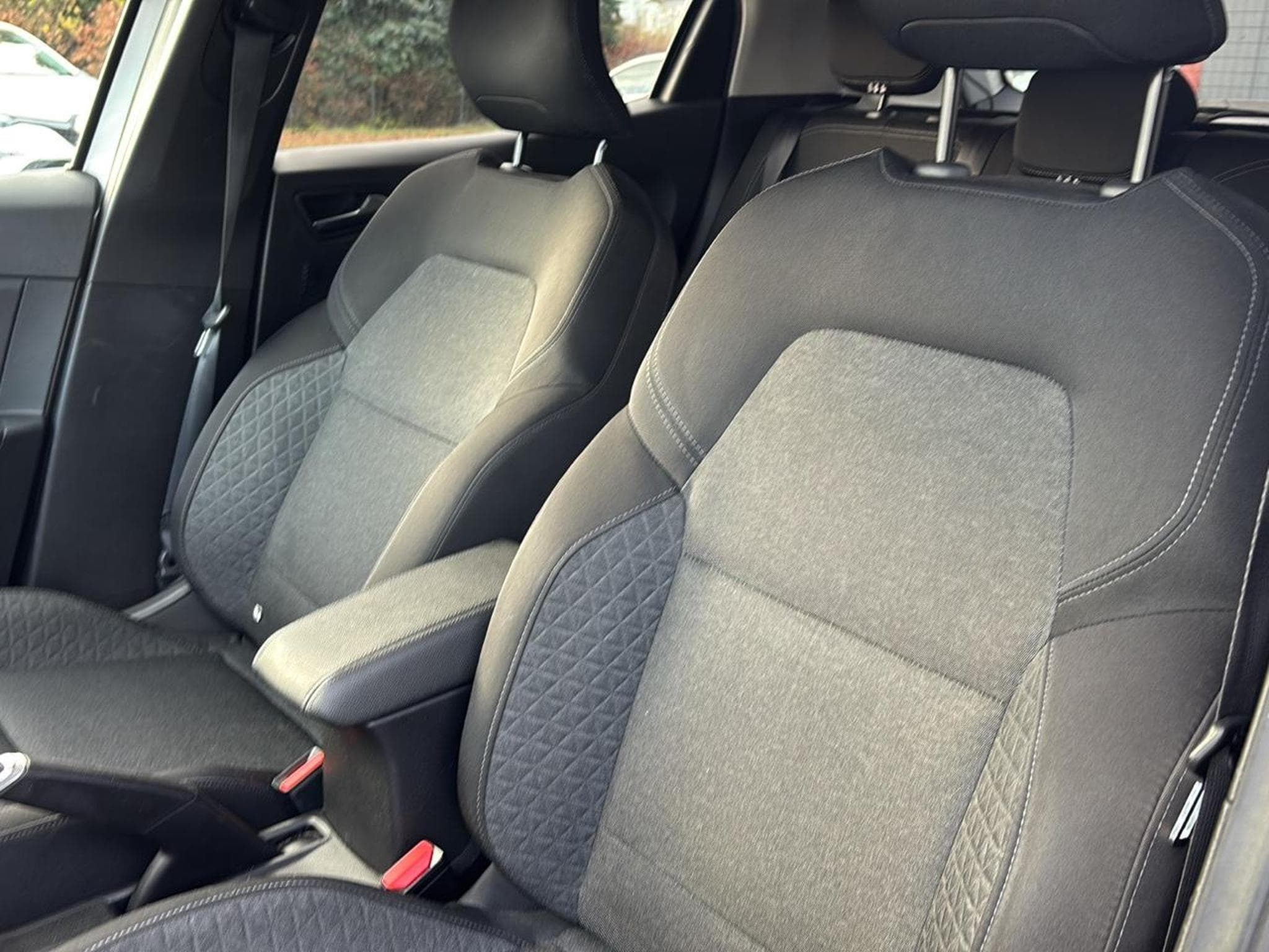 Renault Clio 1.0 TCE 90 ZEN (2021) - Photo 12