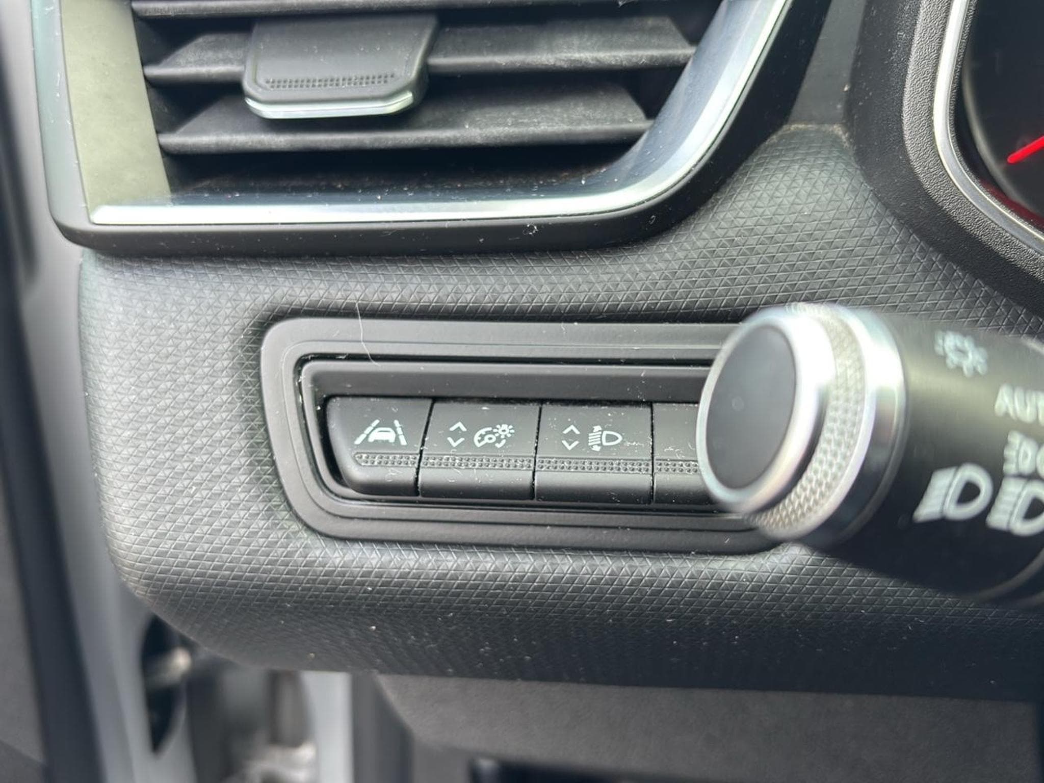 Renault Clio 1.0 TCE 90 ZEN (2021) - Photo 17