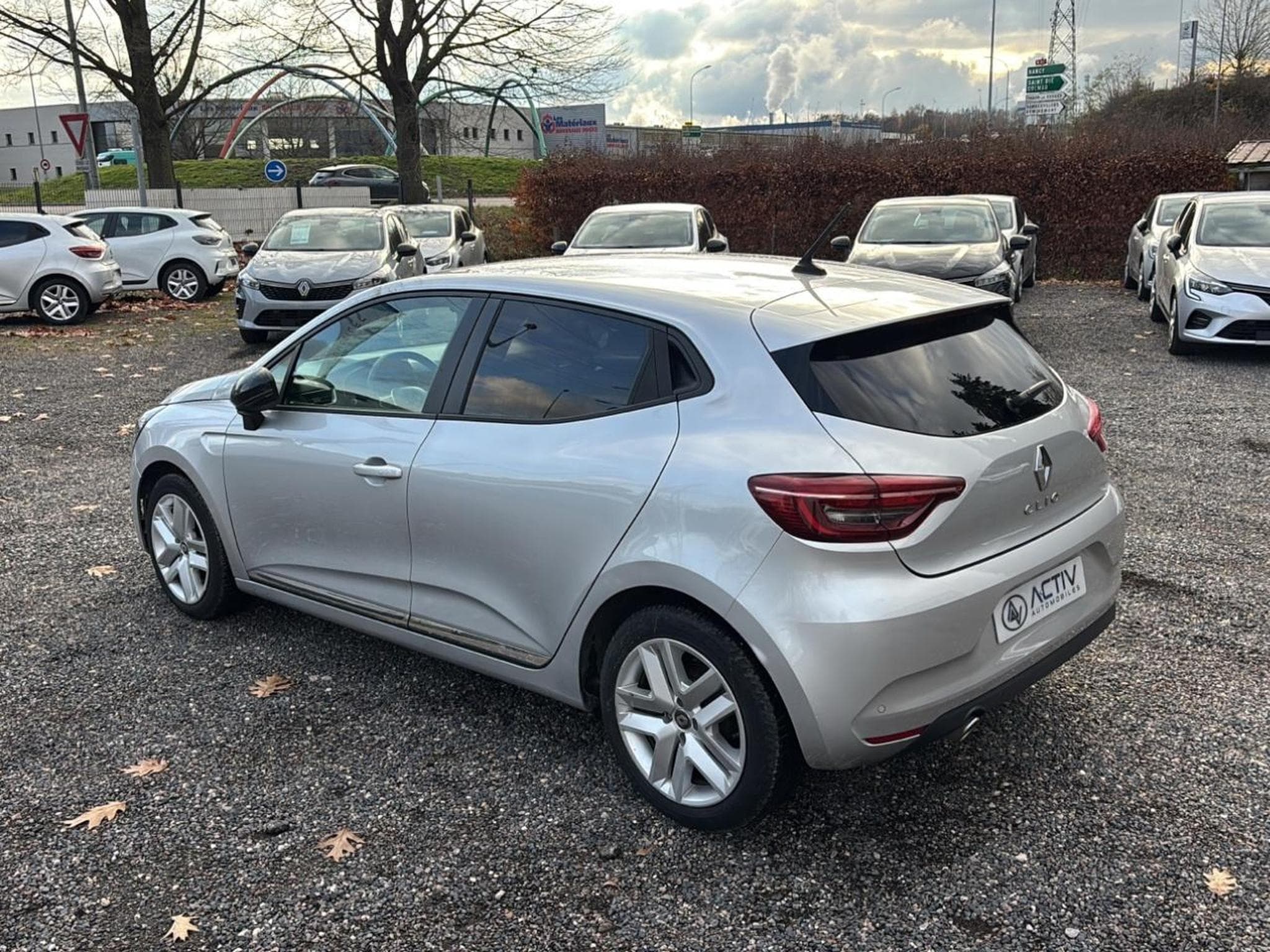 Renault Clio 1.0 TCE 90 ZEN (2021) - Photo 7