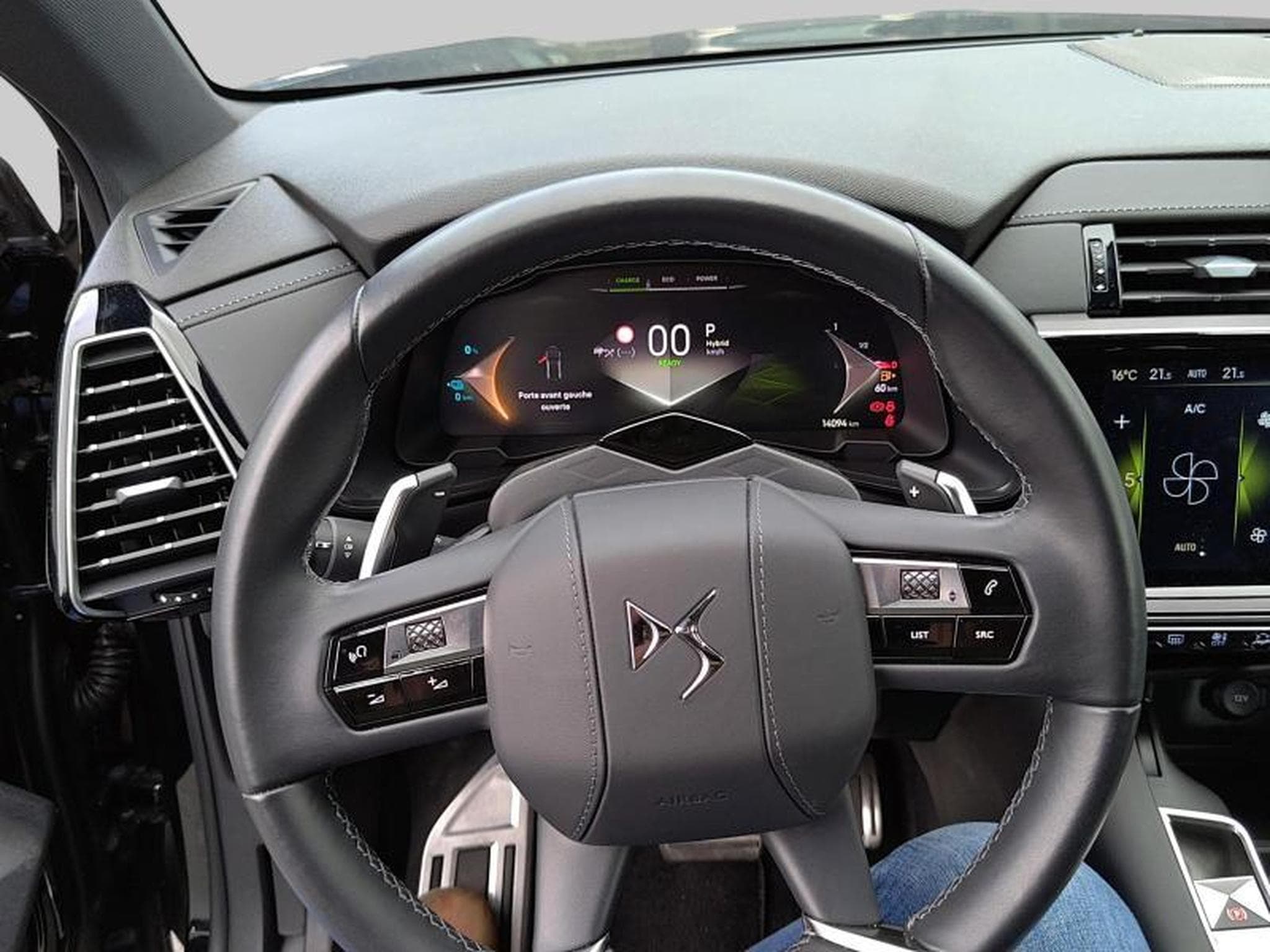 DS Automobiles DS7 OPERA (2024) - Photo 14