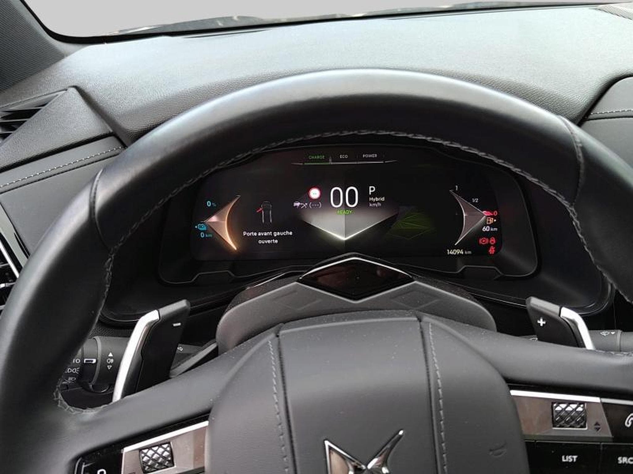 DS Automobiles DS7 OPERA (2024) - Photo 15