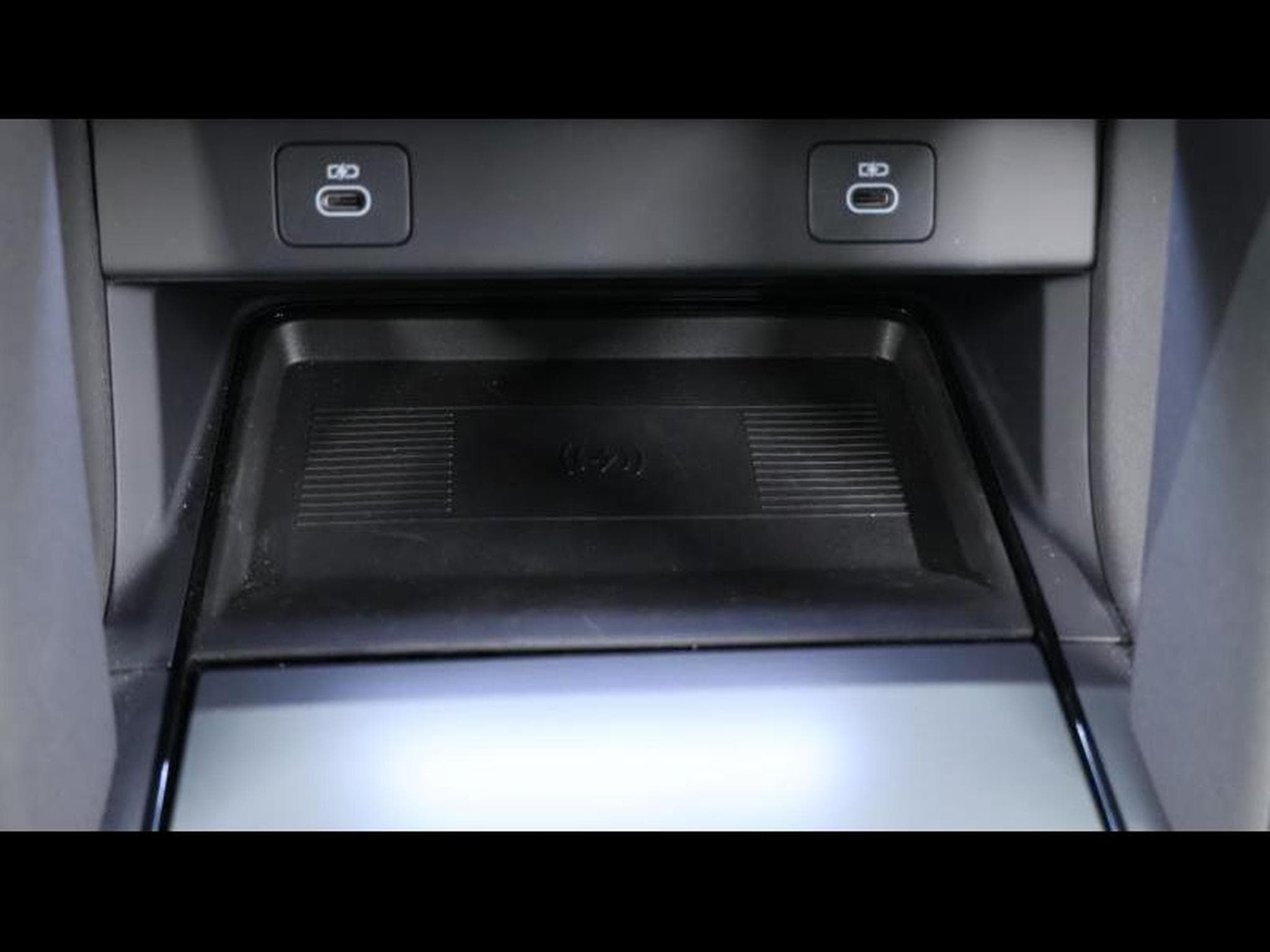 Land-Rover Discovery Sport D200 Dynamic S AWD Auto (2026) - Photo 20