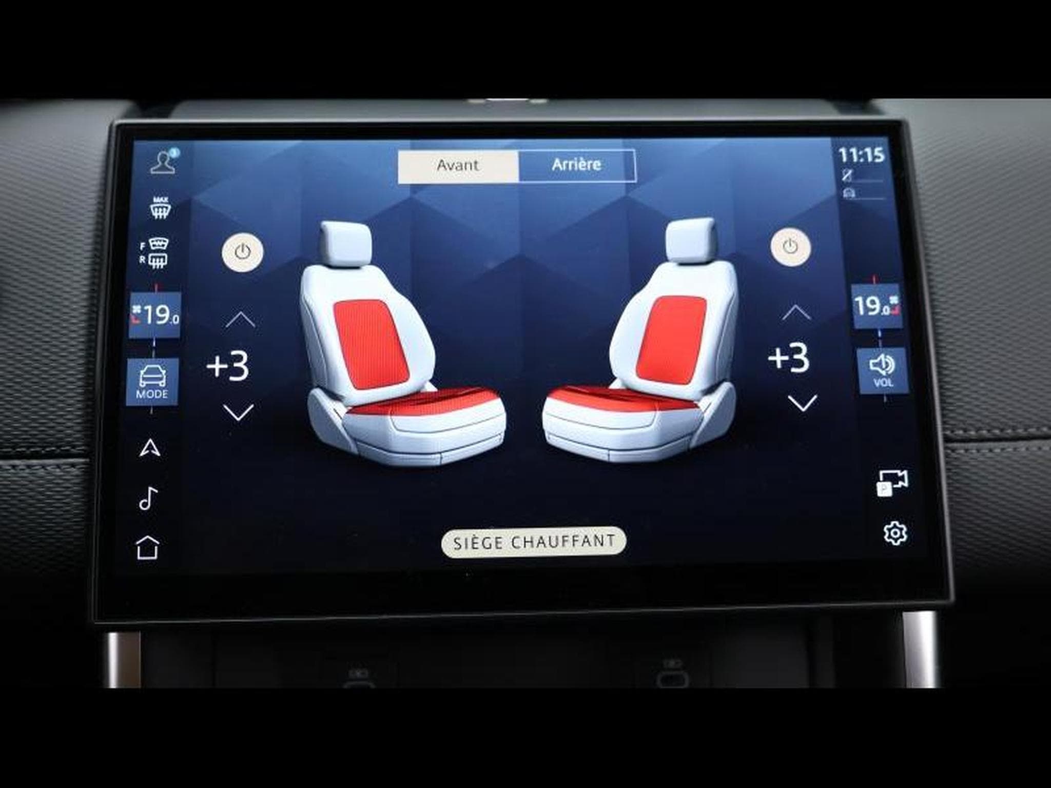 Land-Rover Discovery Sport D200 Dynamic S AWD Auto (2026) - Photo 24