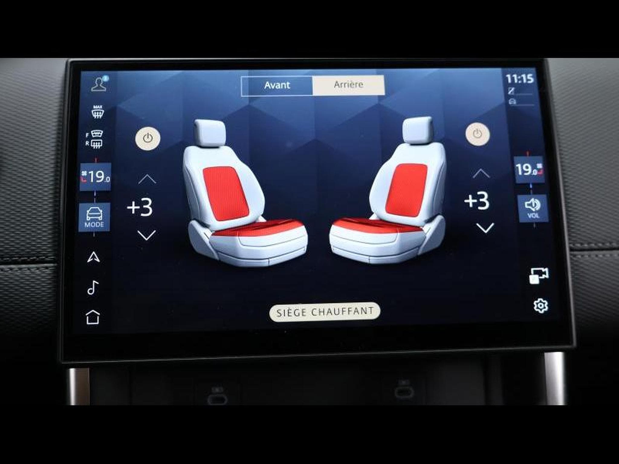 Land-Rover Discovery Sport D200 Dynamic S AWD Auto (2026) - Photo 25
