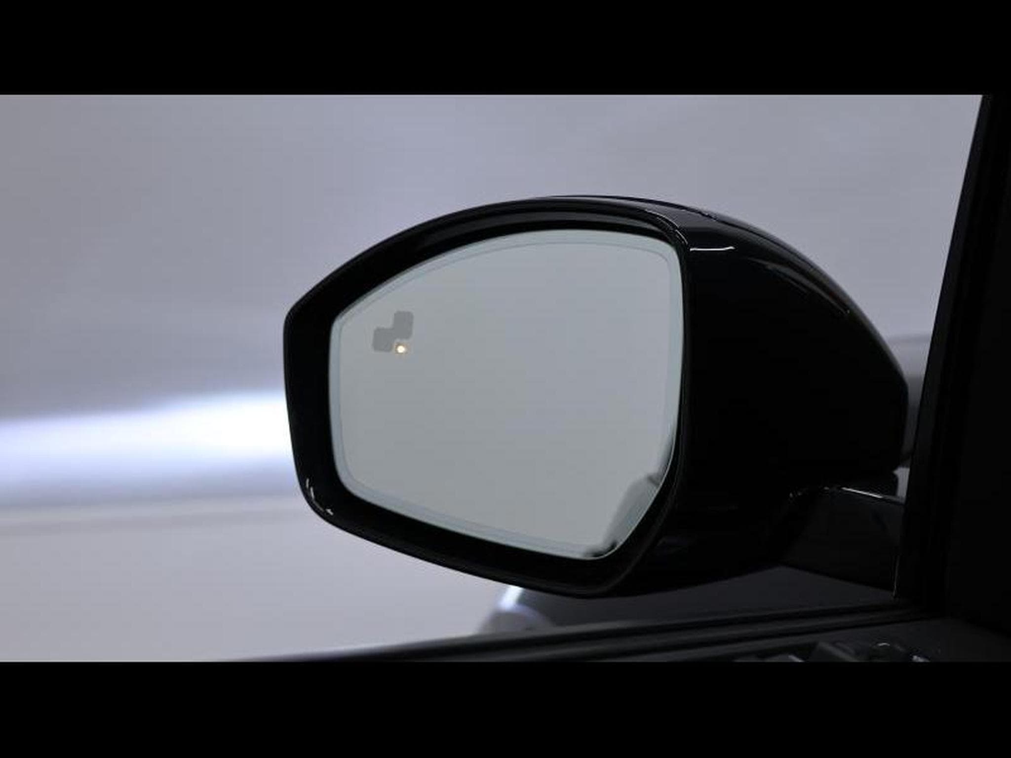 Land-Rover Discovery Sport D200 Dynamic S AWD Auto (2026) - Photo 28