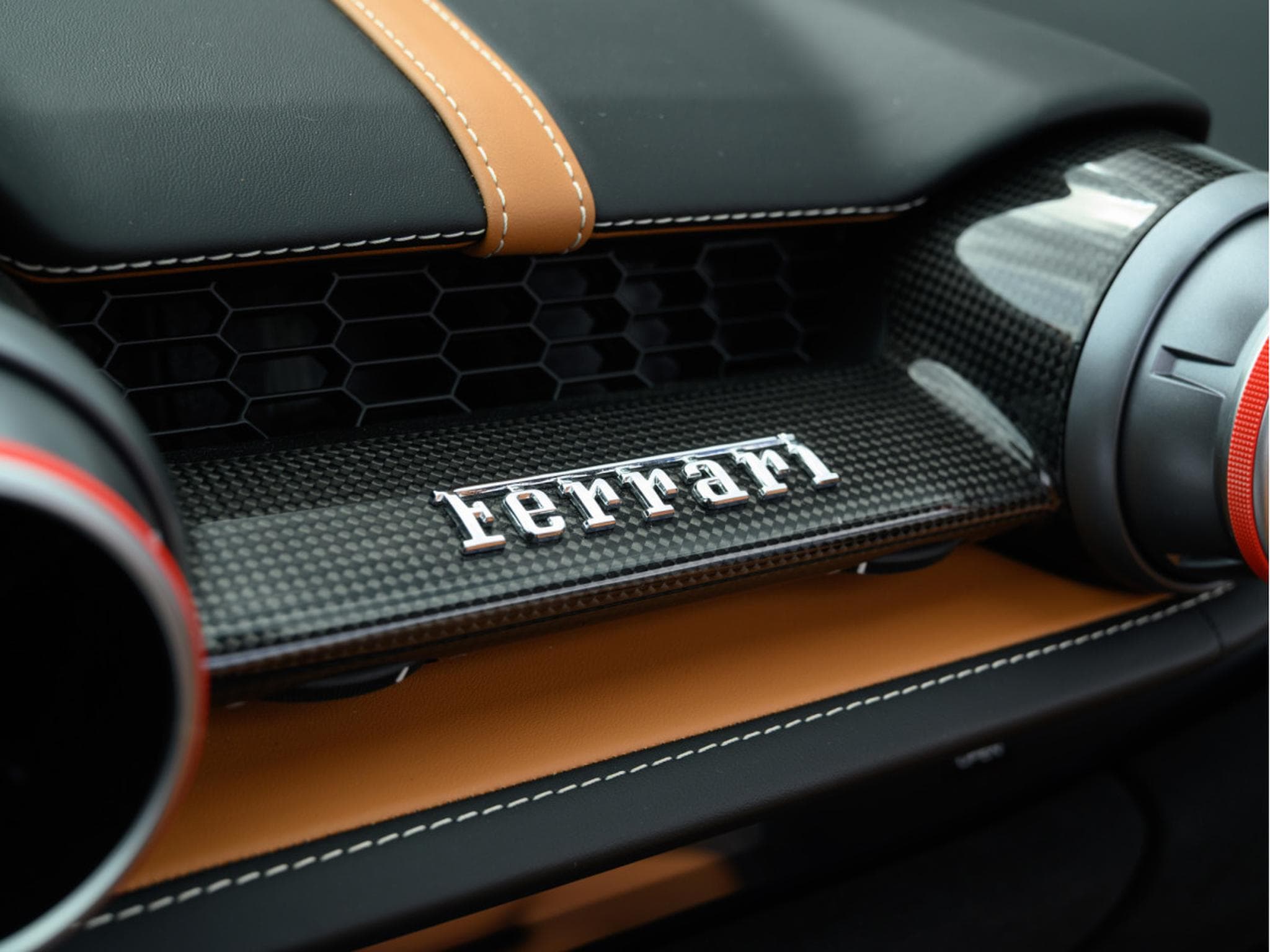 Ferrari 812 GTS GTS (2023) - Photo 14