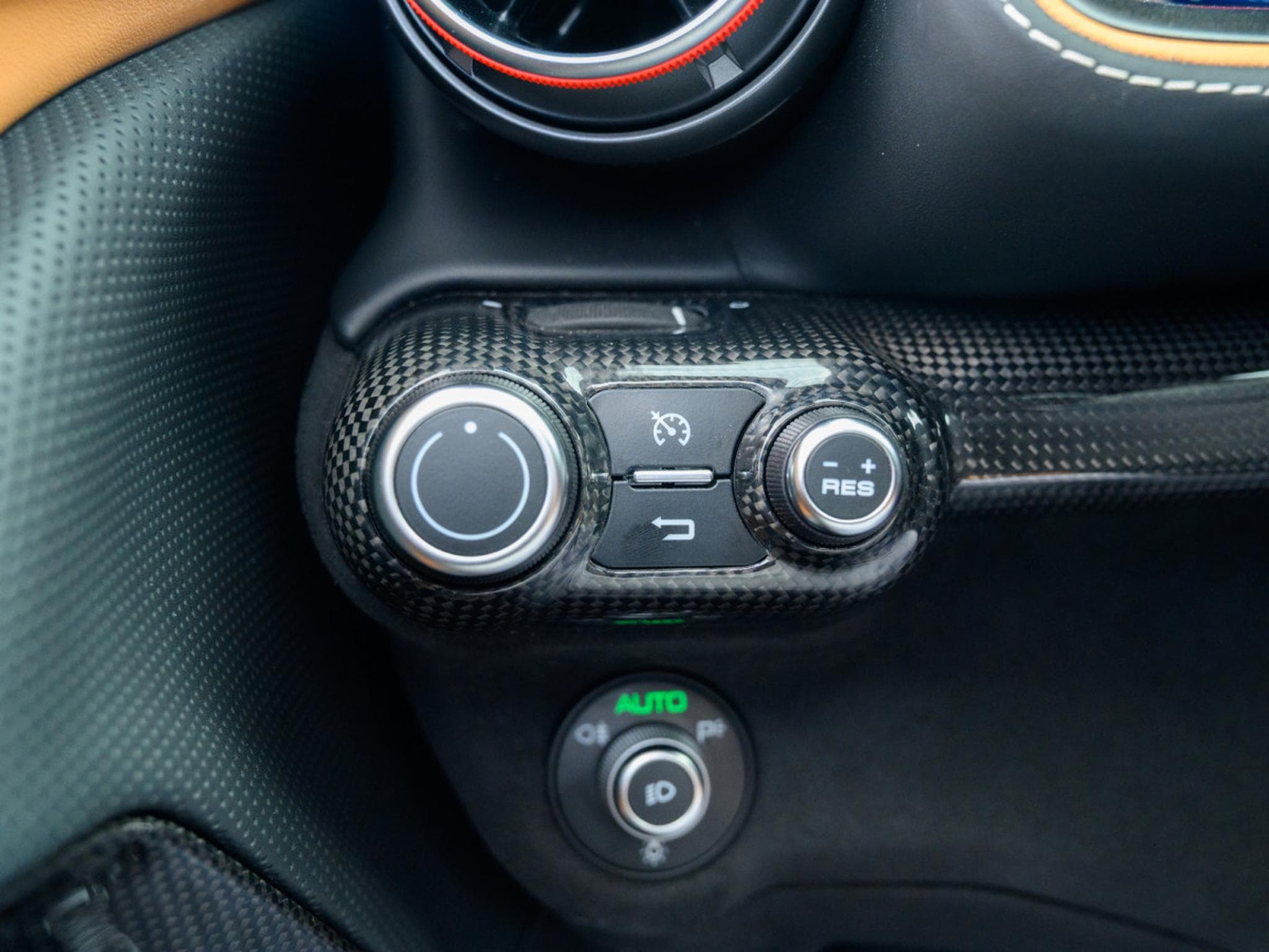 Ferrari 812 GTS GTS (2023) - Photo 23