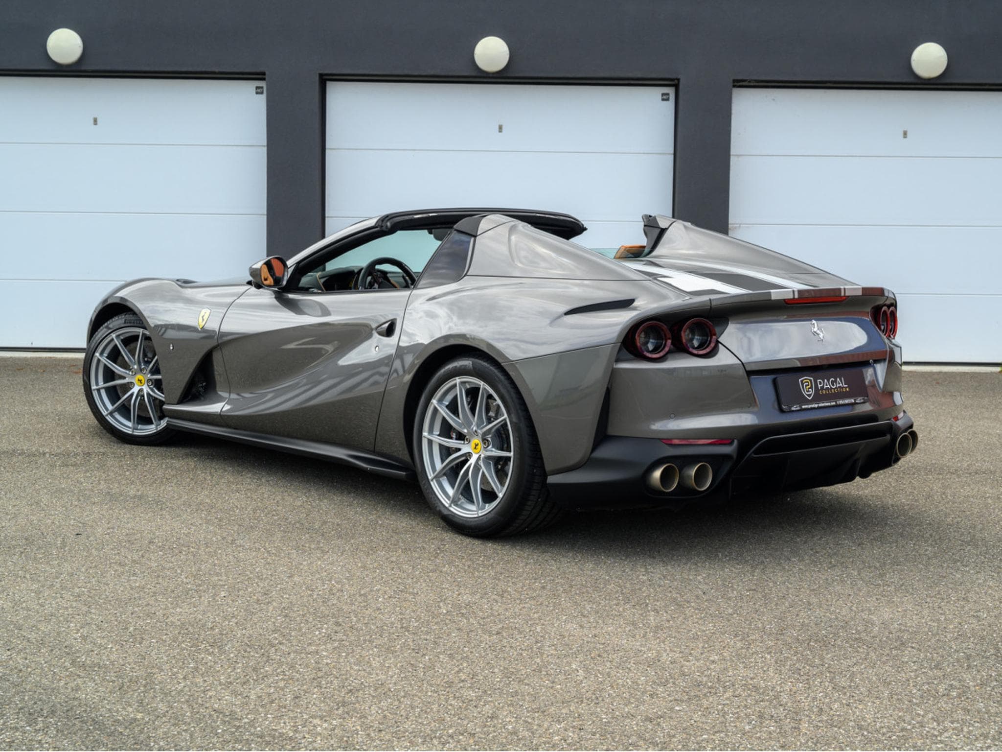 Ferrari 812 GTS GTS (2023) - Photo 3