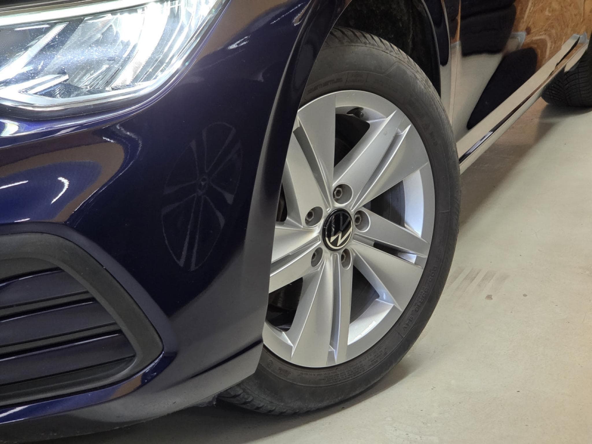 VW Golf 1.0TSI 110CV LIFE (2022) - Photo 3