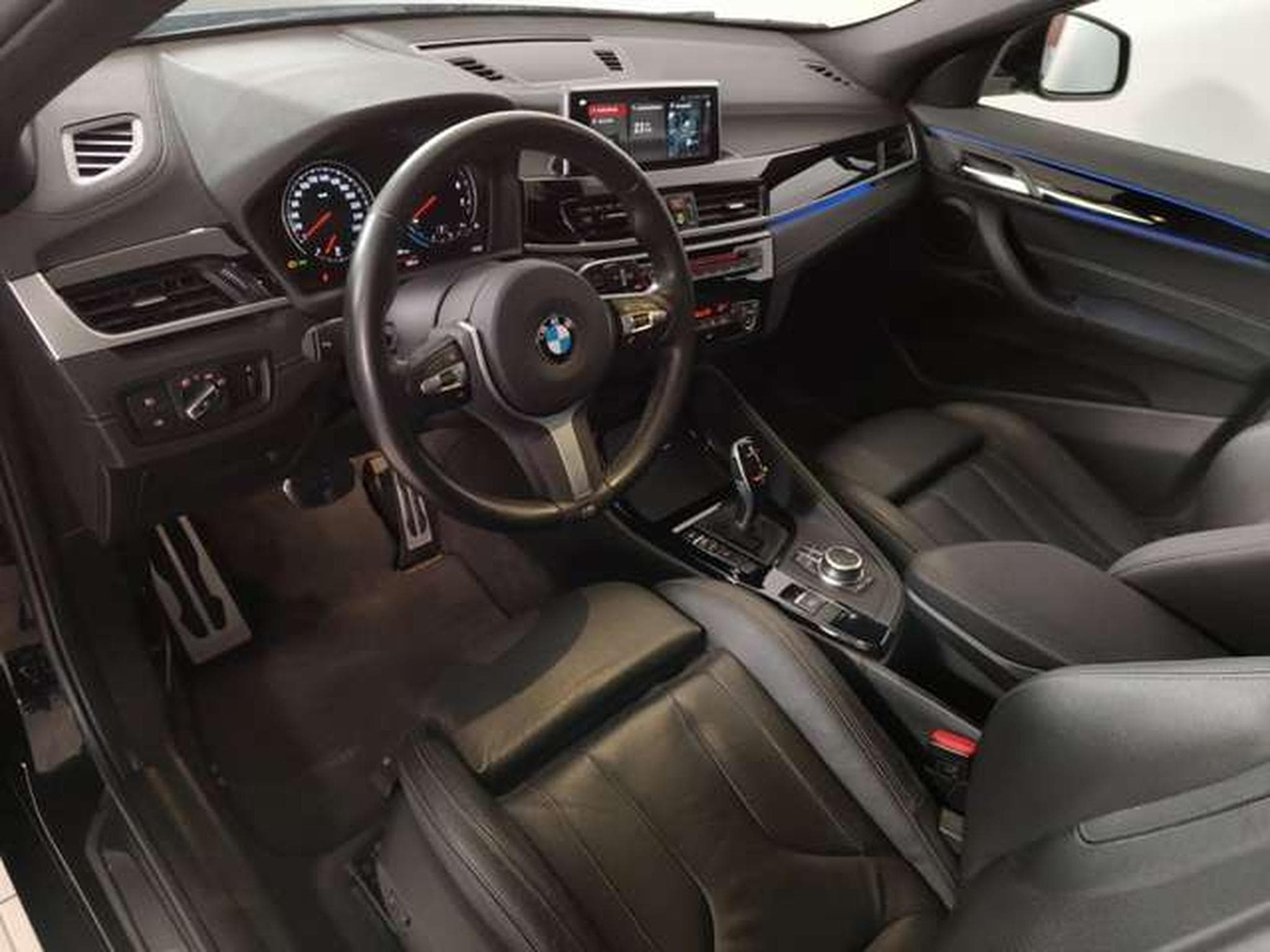 BMW X2 sDrive20i DAB LED (2020) - Photo 12