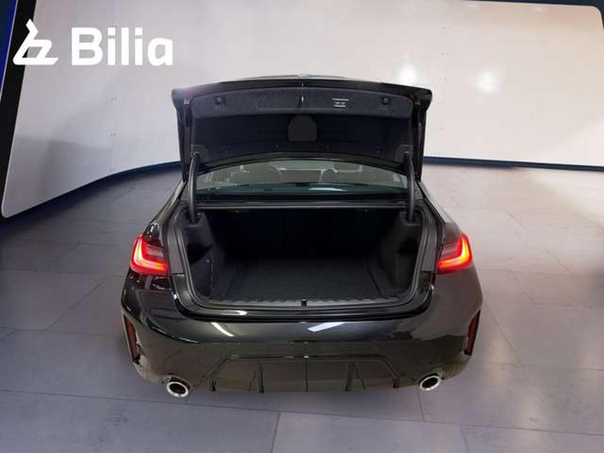 BMW 320 d HiFi DAB LED RFK Komfortzg. (2025) - Photo 10