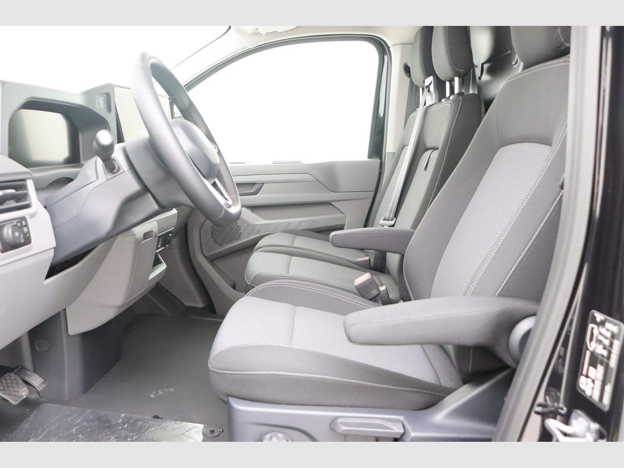 VW T6.1 T7 Fourgon 3500 mm (2026) - Photo 13