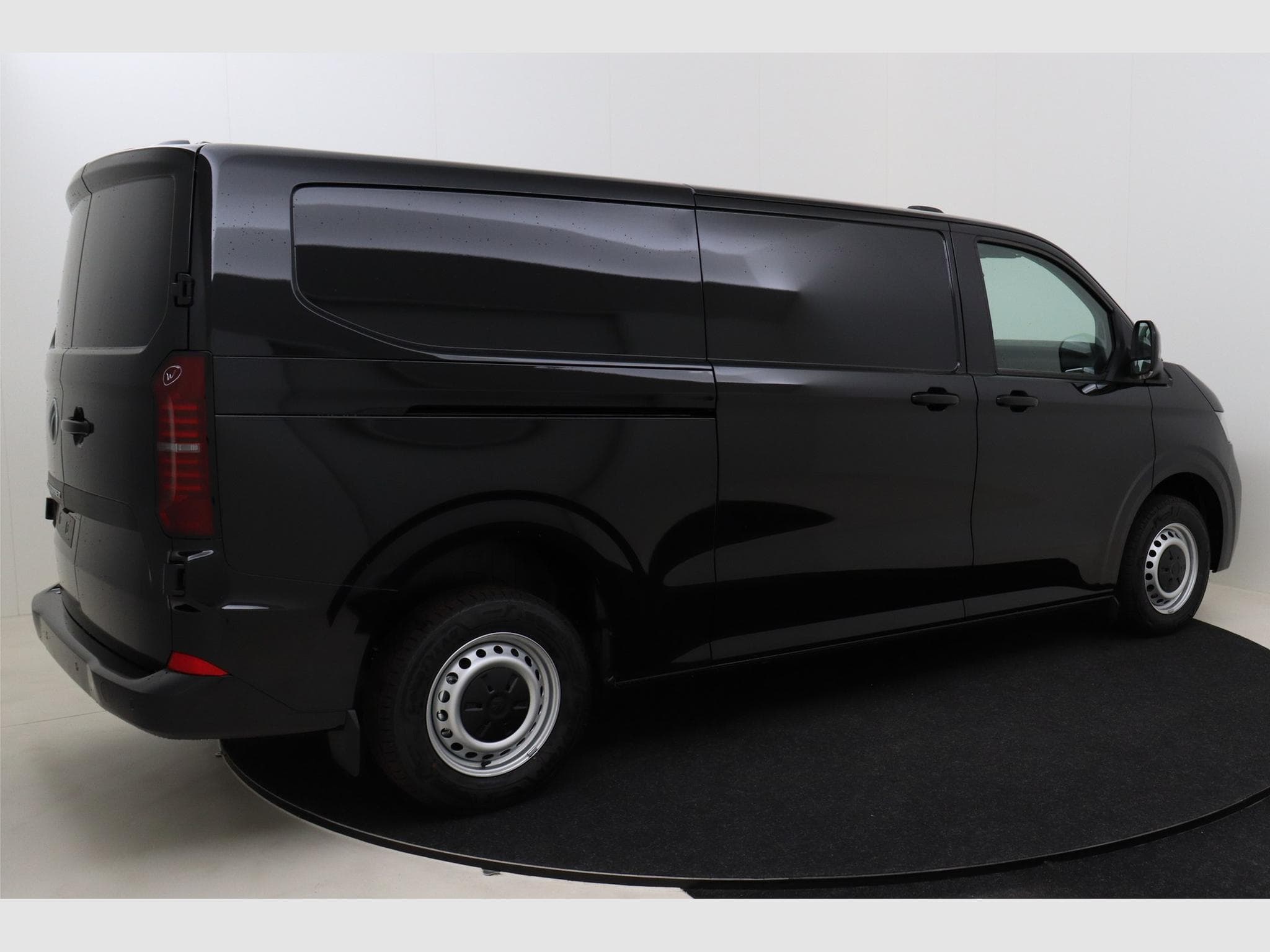 VW T6.1 T7 Fourgon 3500 mm (2026) - Photo 5