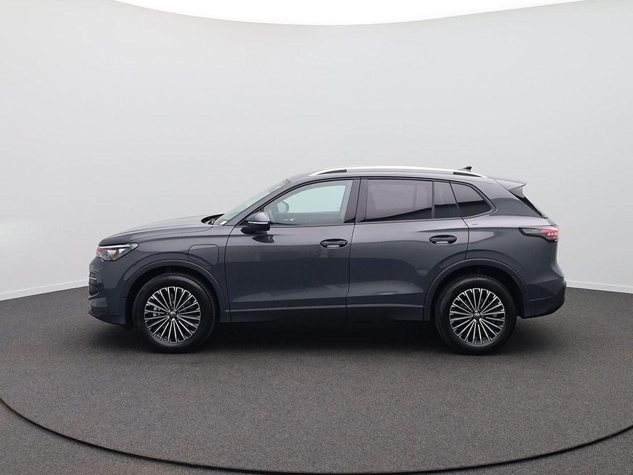 VW Tiguan Life (2026) - Photo 2