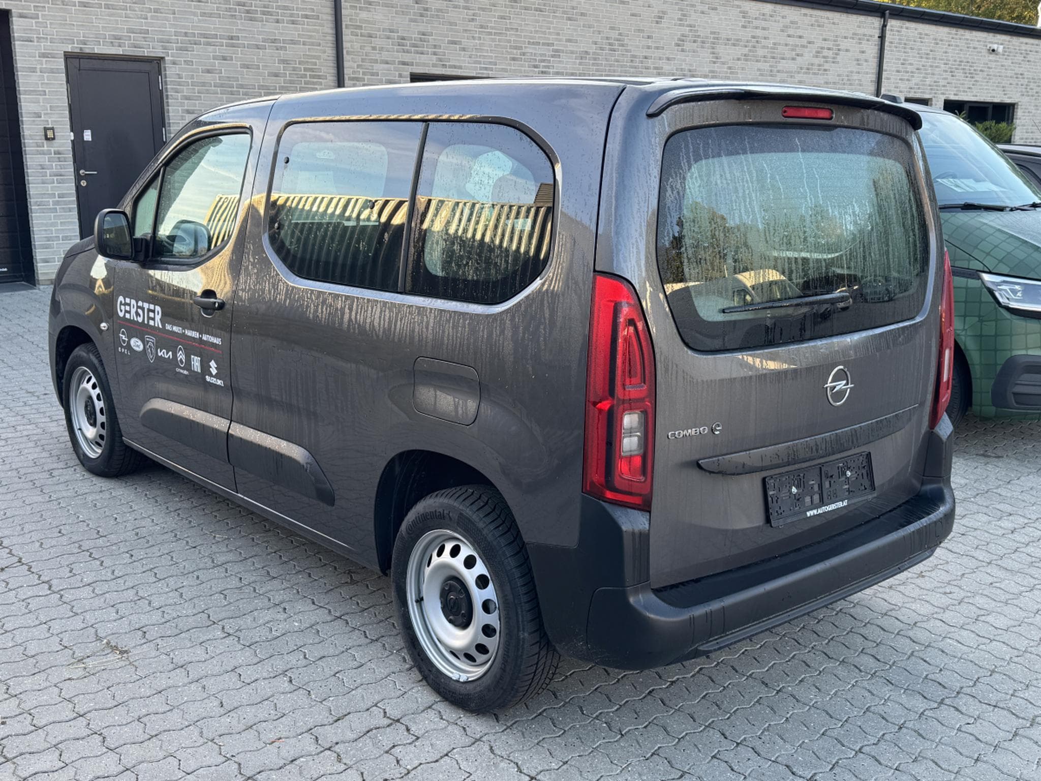 Opel Combo-e Life Edition (2024) - Photo 2