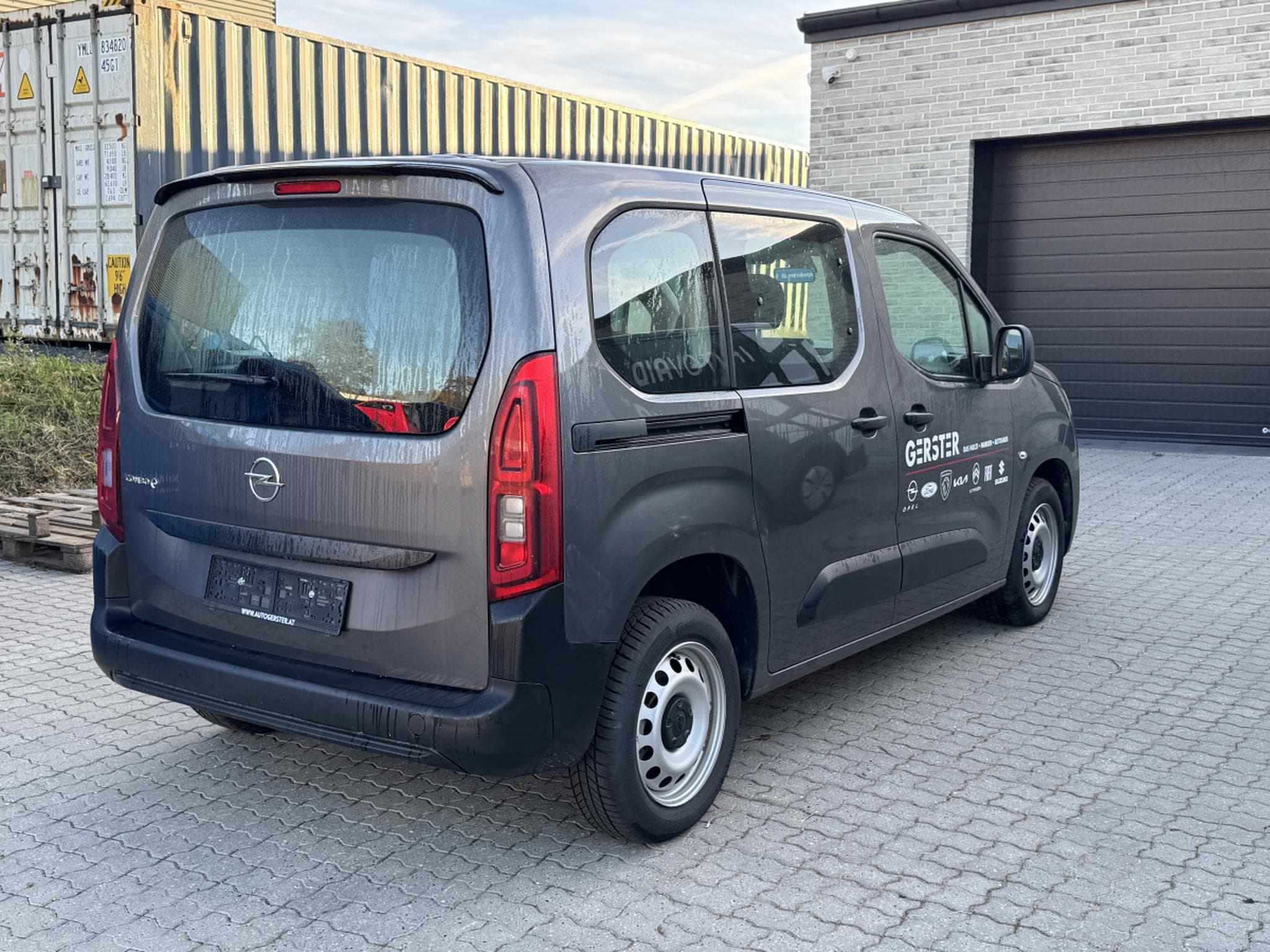 Opel Combo-e Life Edition (2024) - Photo 4