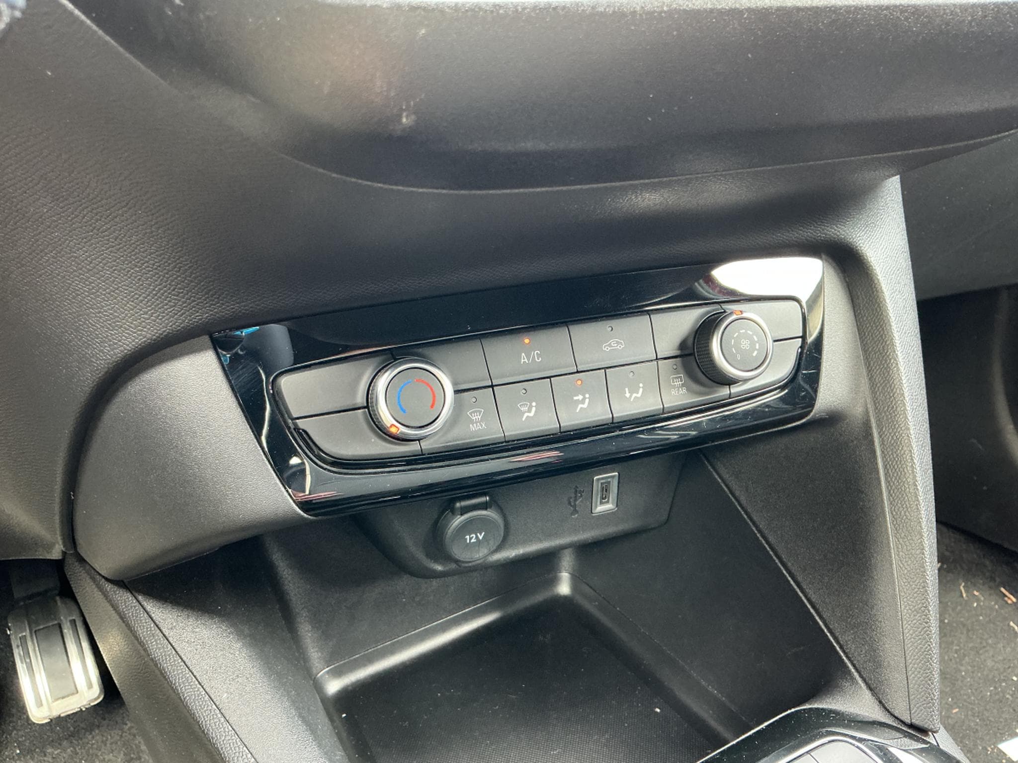Opel Corsa GS-Line (2025) - Photo 11
