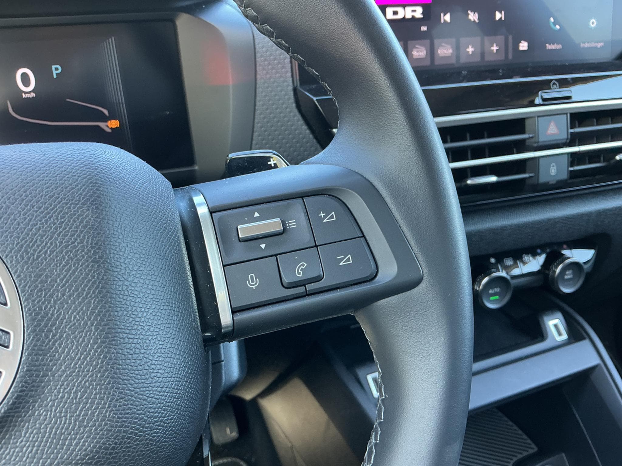 Citroen C4 Max (2025) - Photo 14