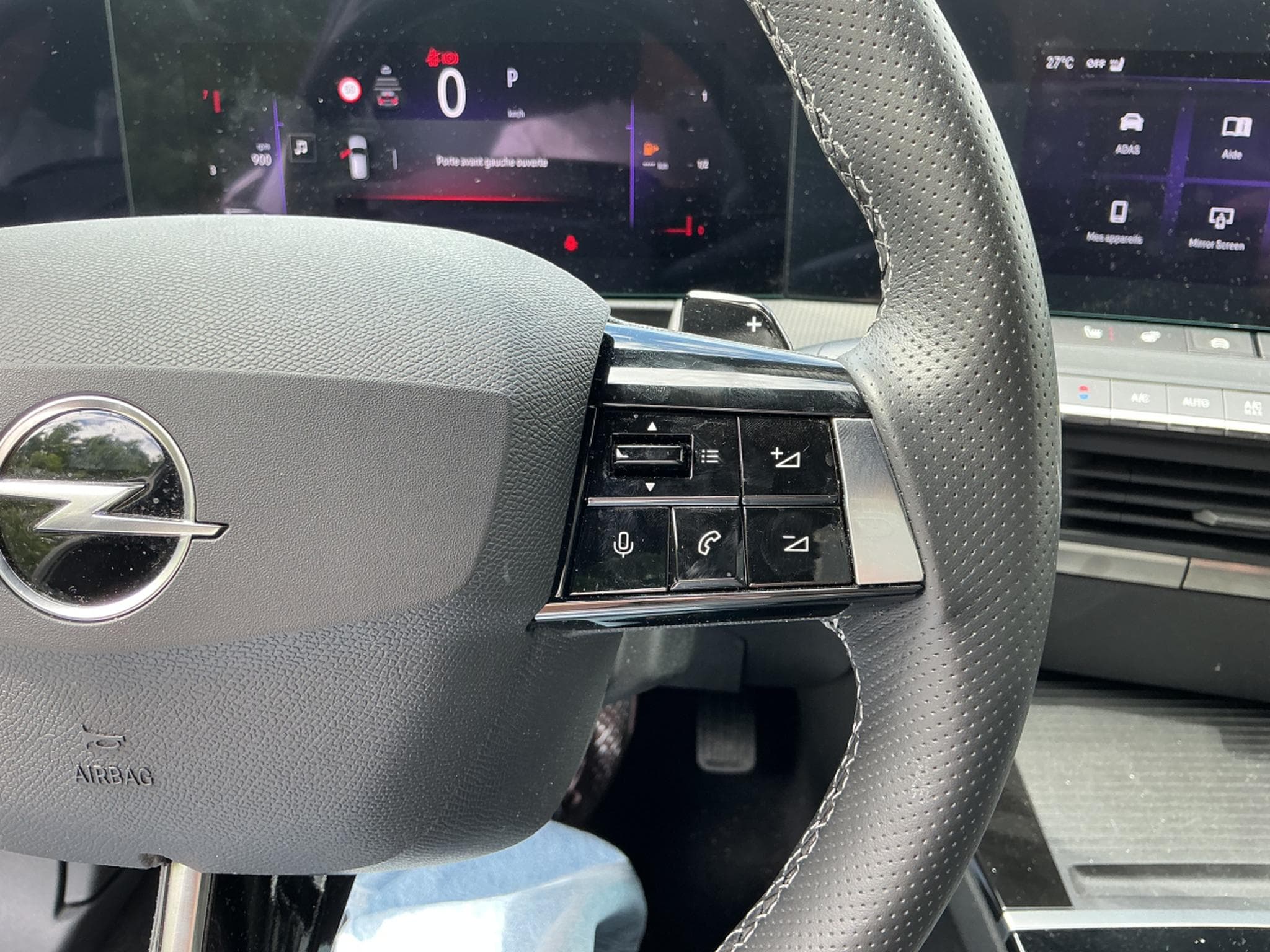 Opel Astra GS-line (2025) - Photo 11