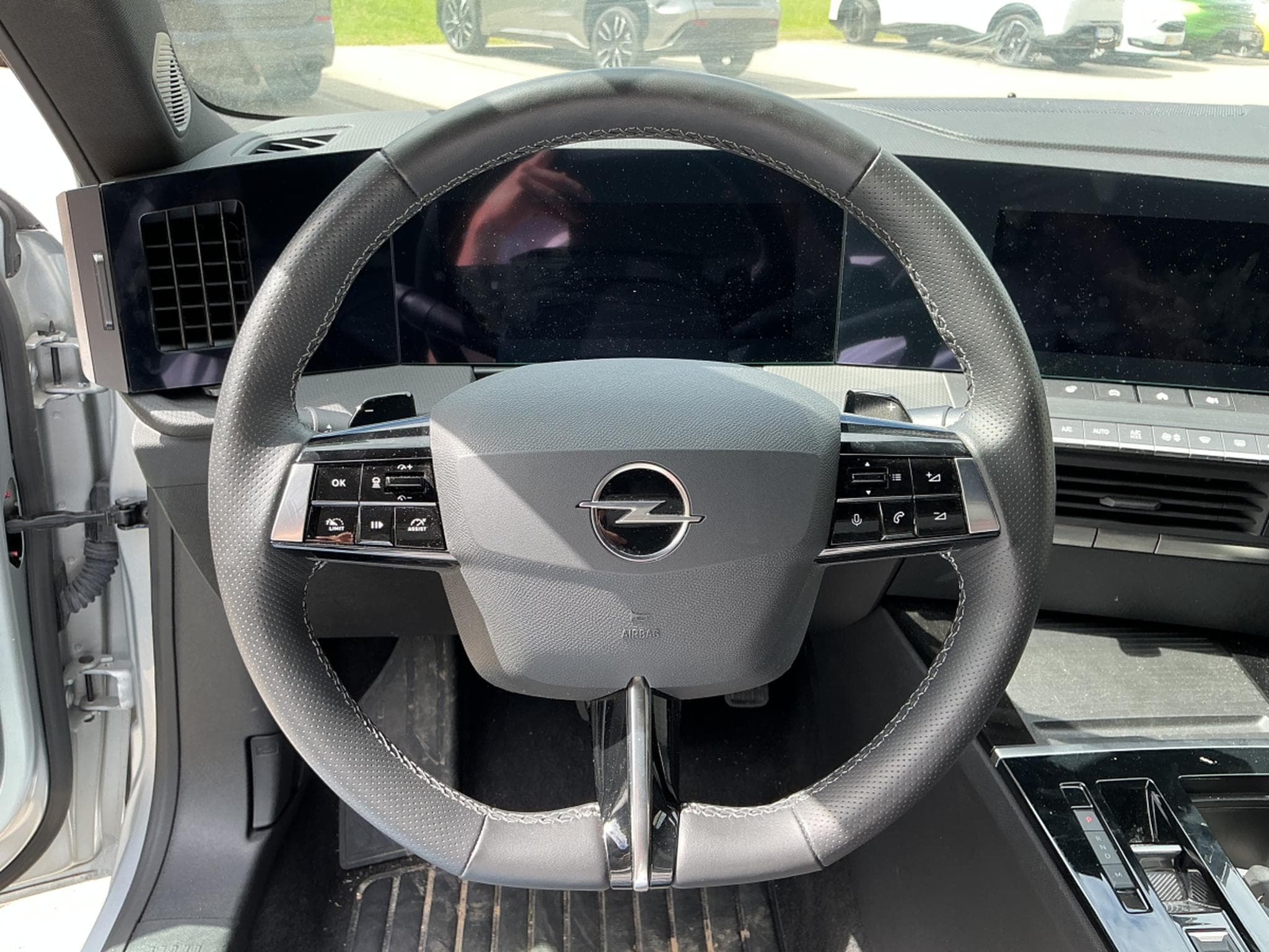 Opel Astra GS-line (2025) - Photo 7