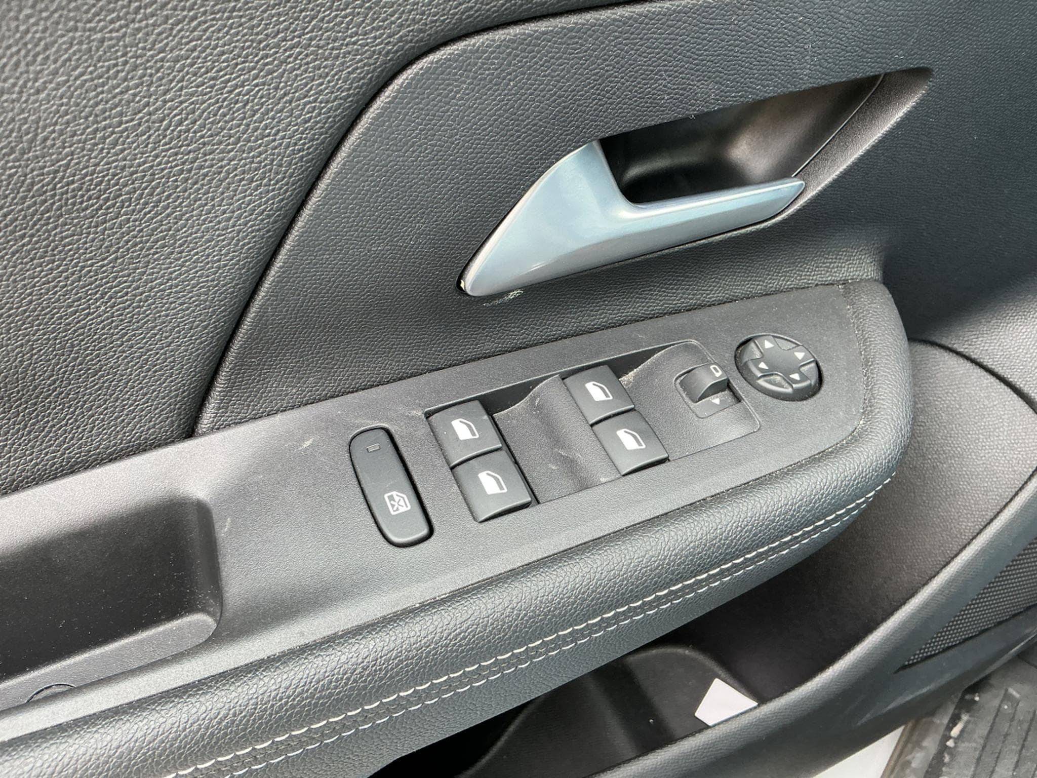 Opel Mokka GS Line (2025) - Photo 14