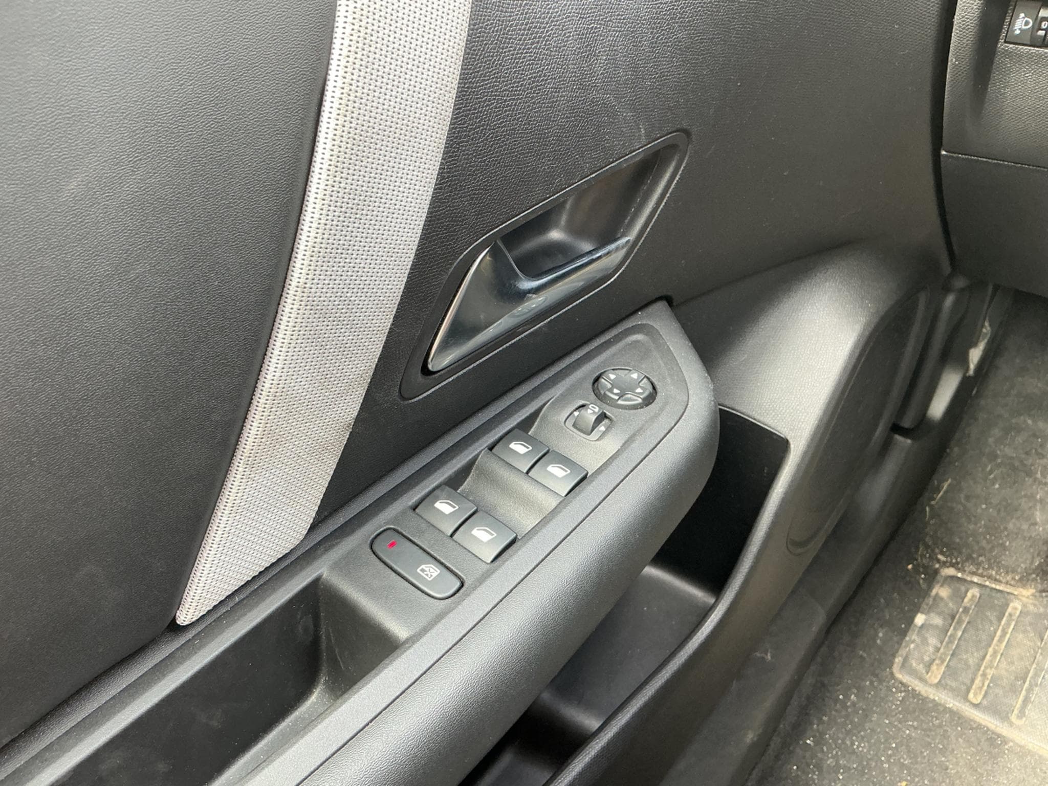Citroen C4 Max 130 hp (2025) - Photo 13