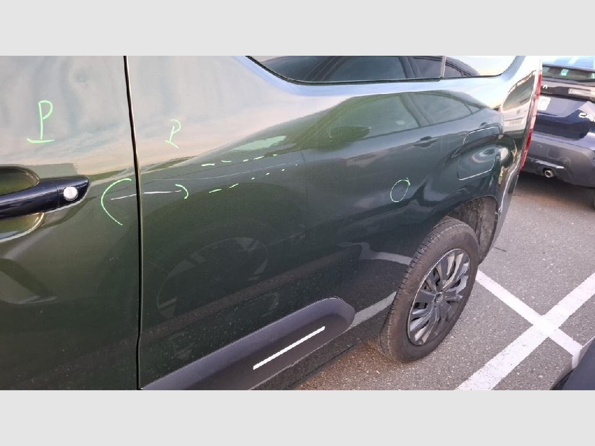 Citroen e-Berlingo Plus (2025) - Photo 16