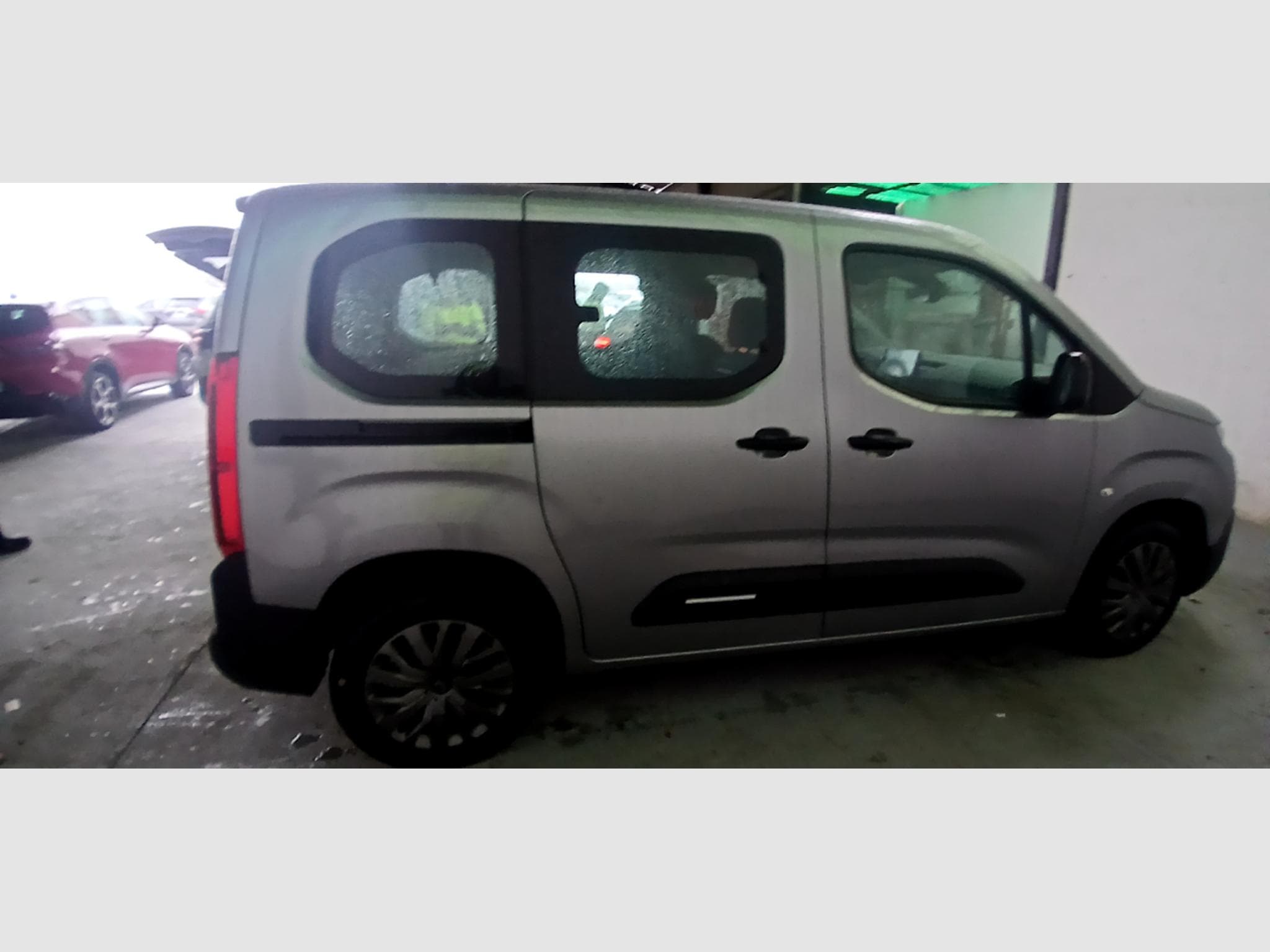 Citroen e-Berlingo Plus (2025) - Photo 4