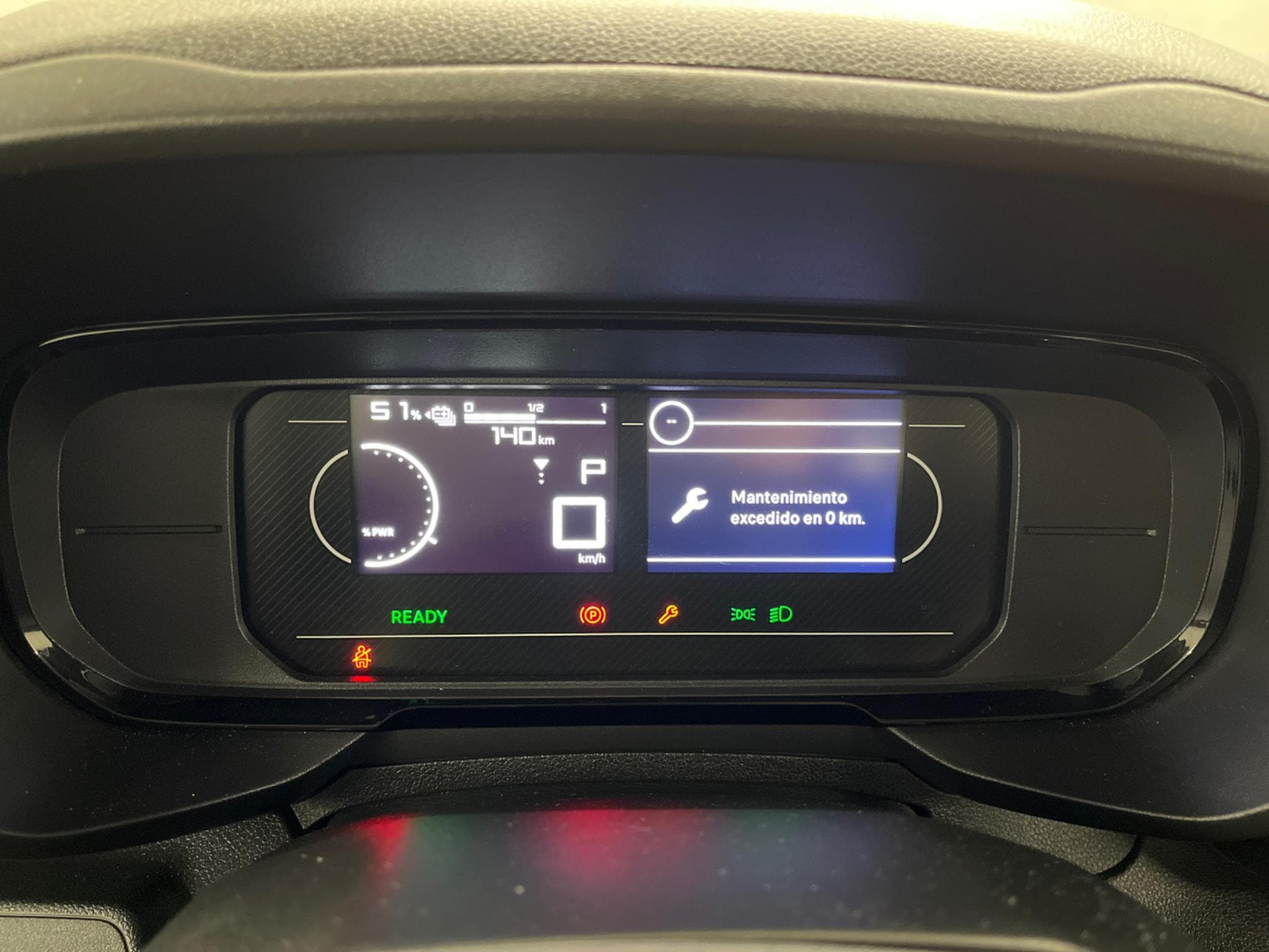 Citroen e-Berlingo Plus (2025) - Photo 11