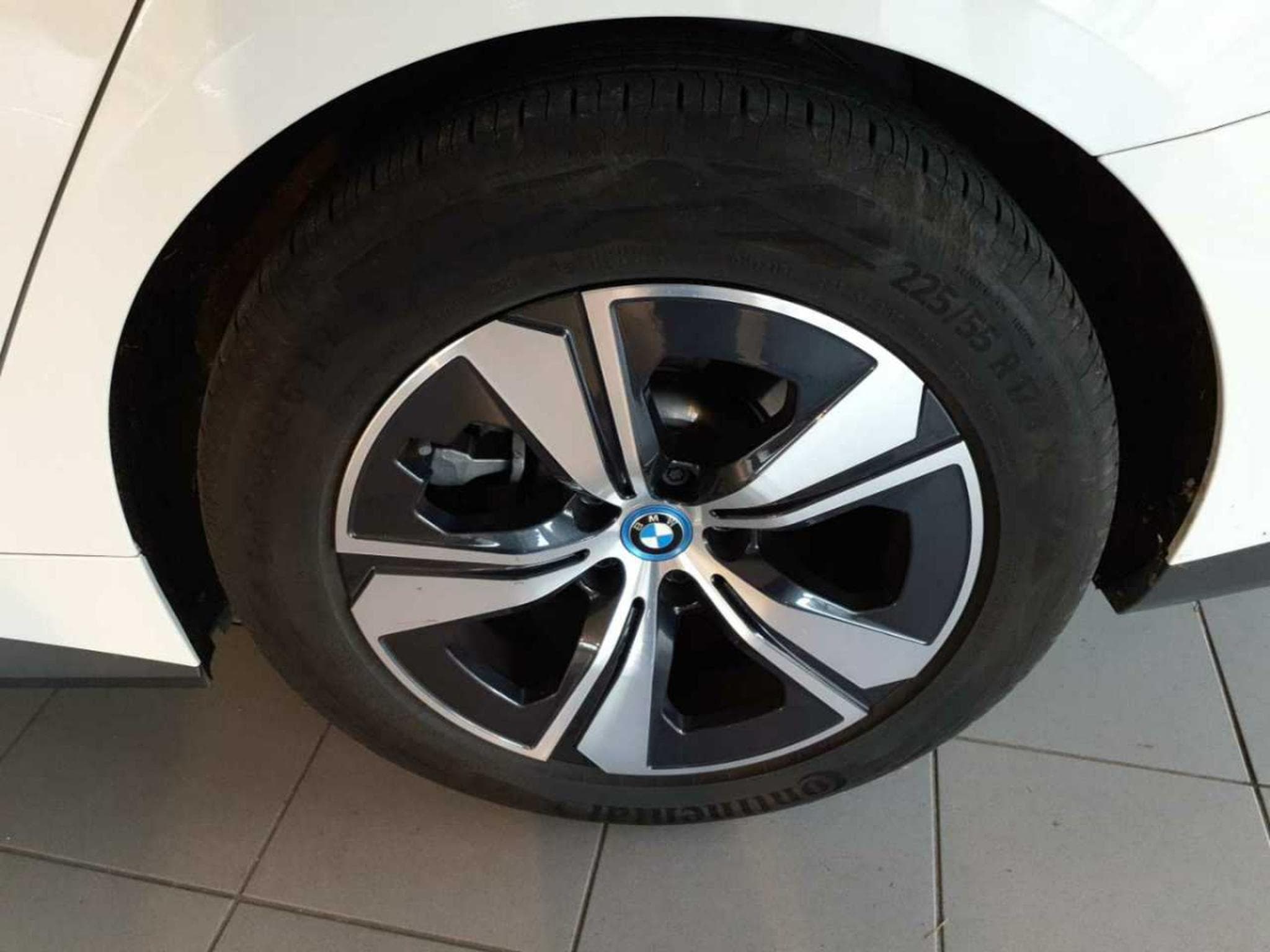 Bmw i4 eDrive40 5d (2023) - Photo 13