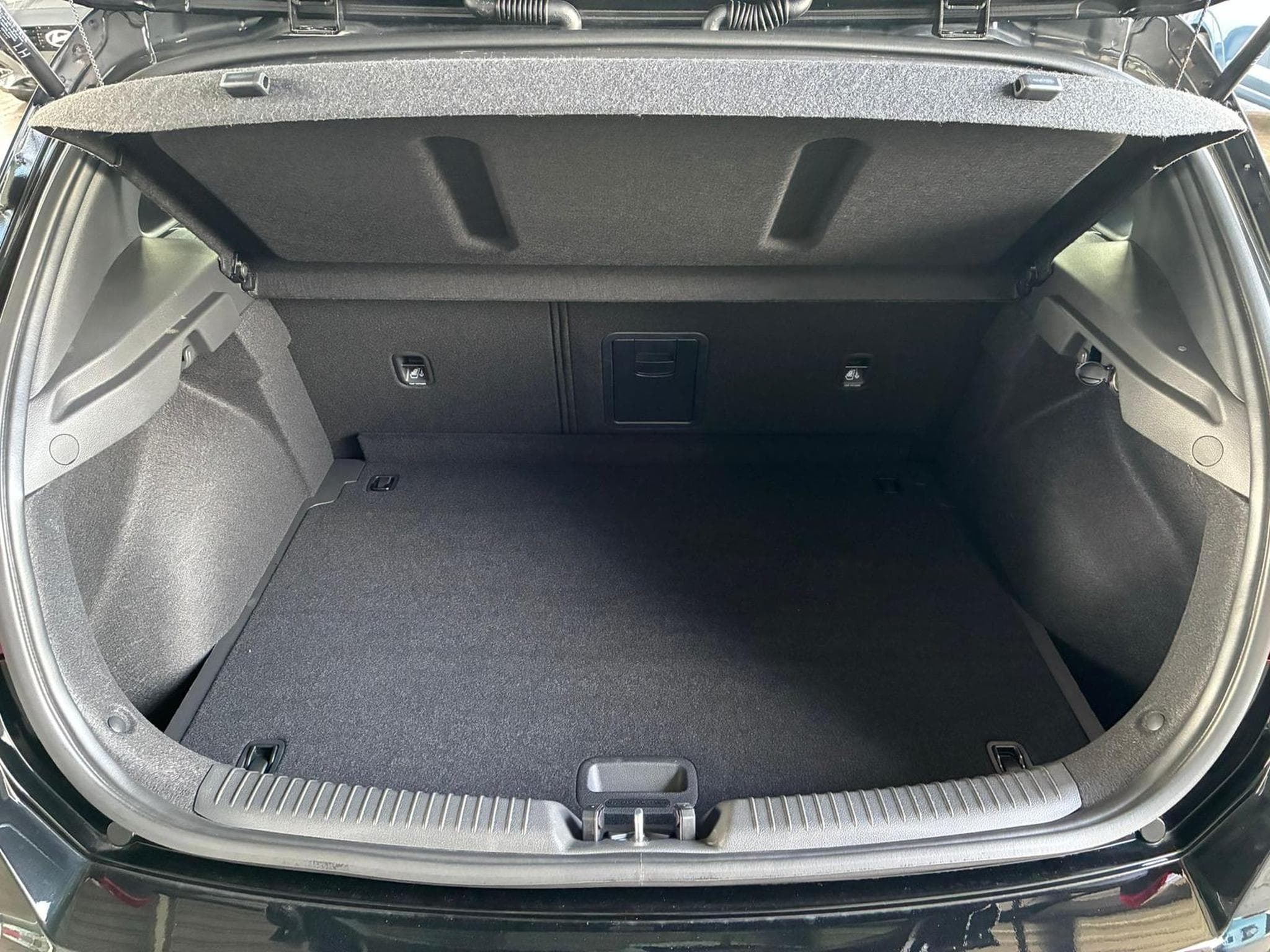 Hyundai i30 Comfort Plus (2025) - Photo 4