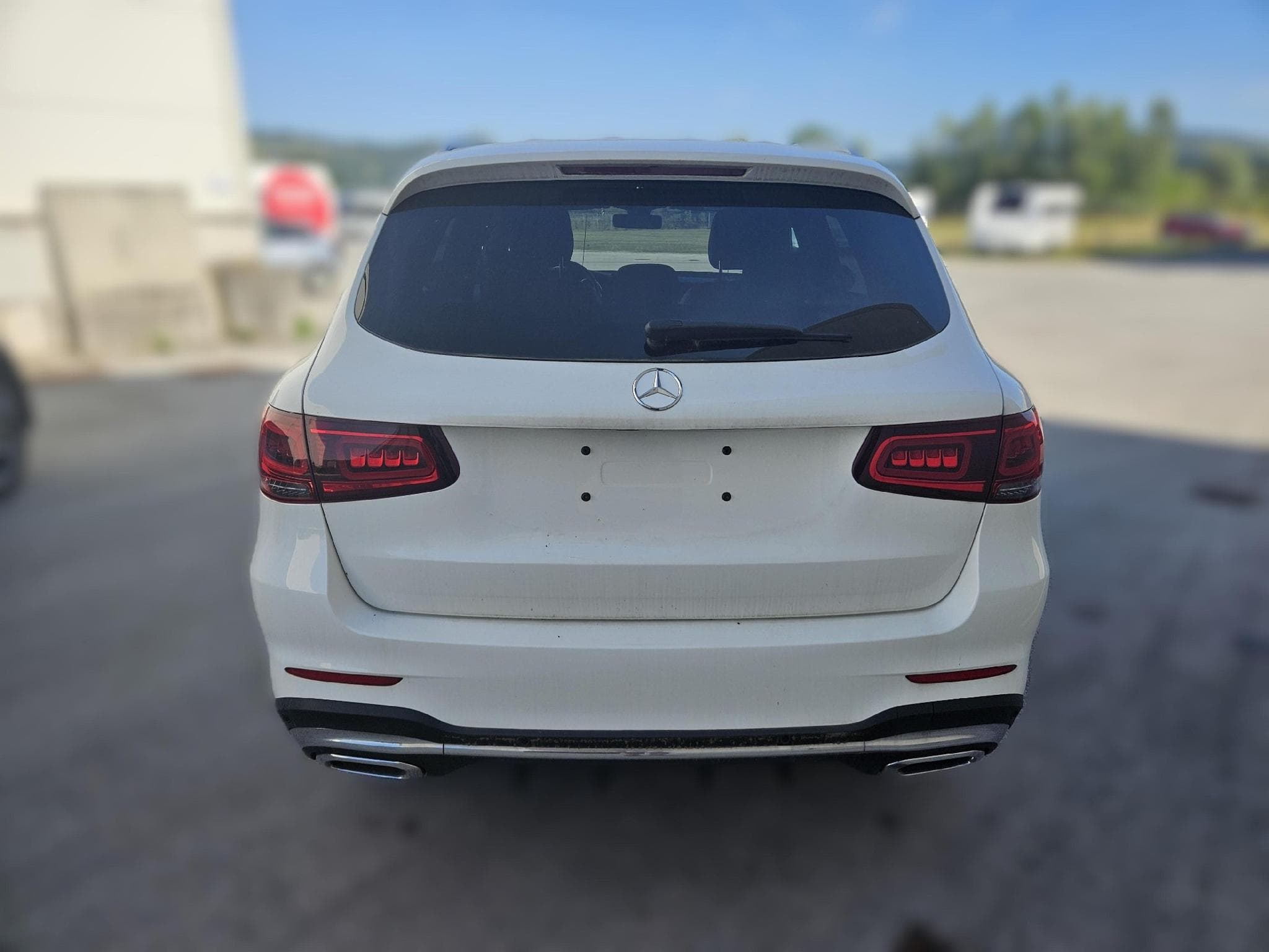 Mercedes GLC AMG Line (2020) - Photo 18
