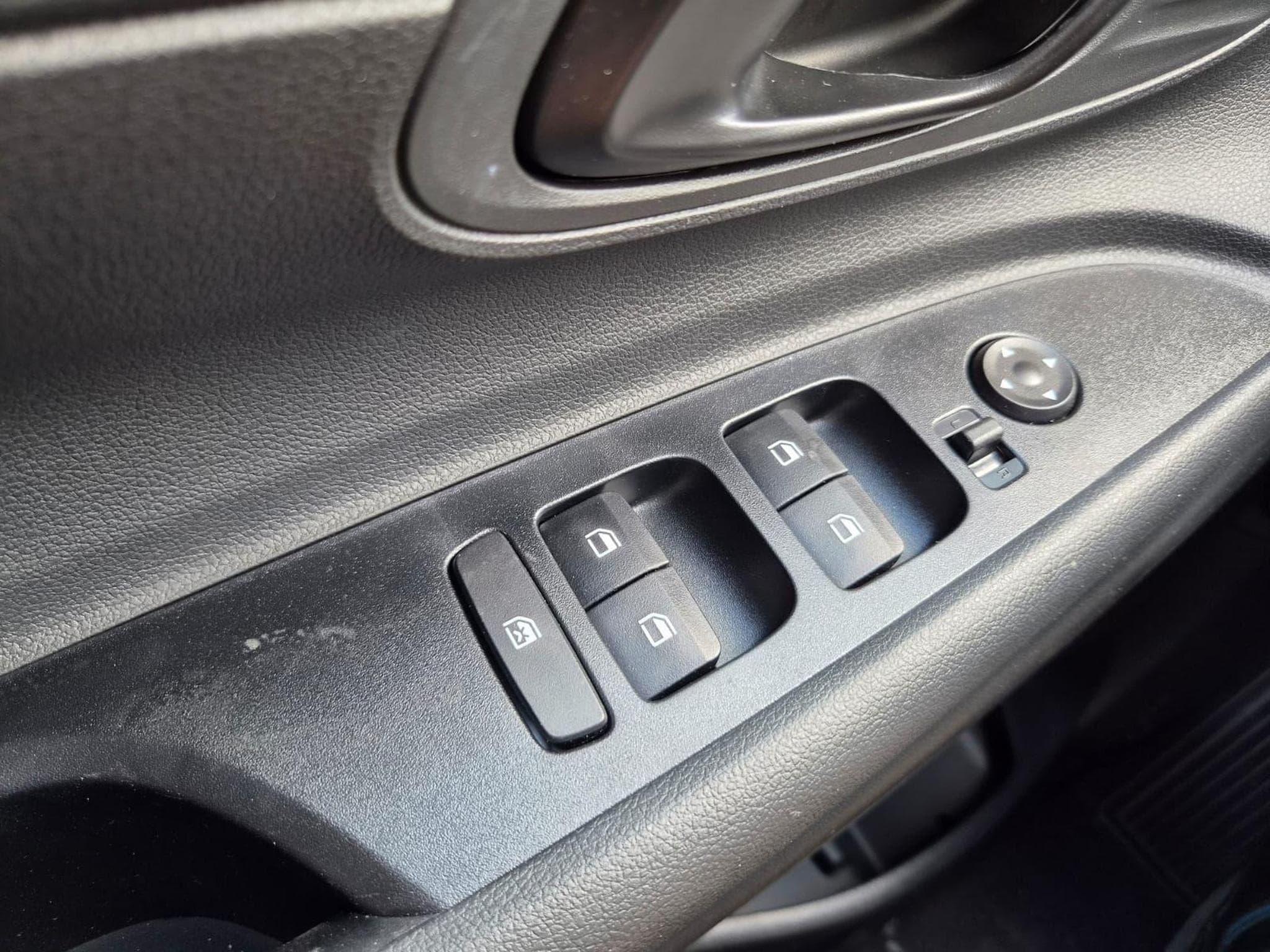 Hyundai i20 Standard (2026) - Photo 13