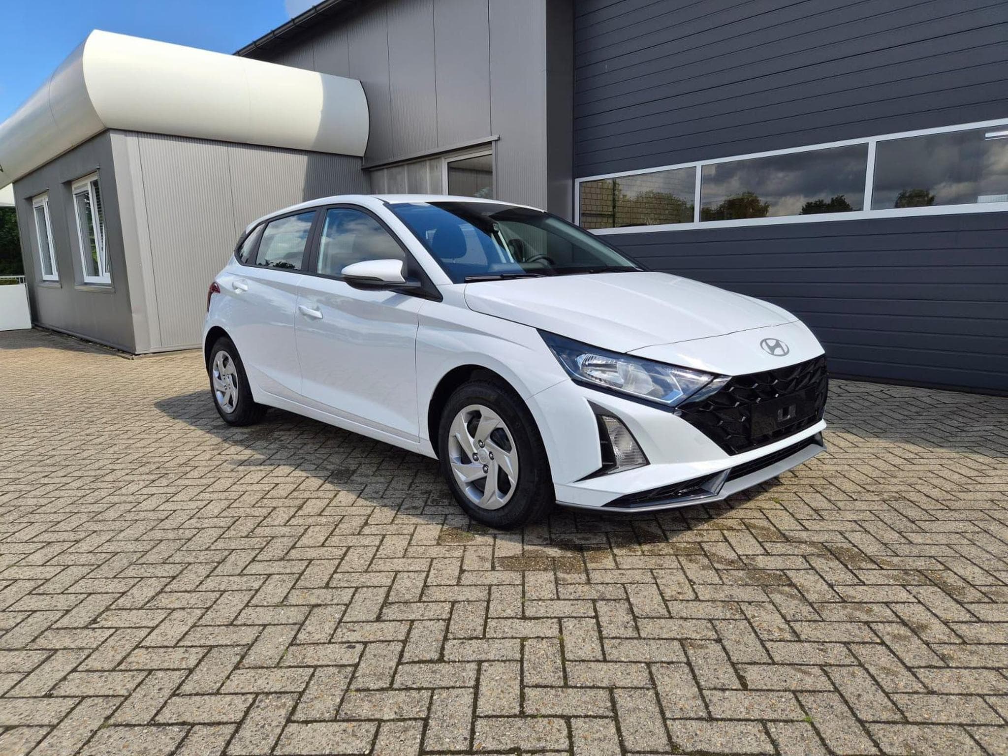 Hyundai i20 Standard (2026) - Photo 7