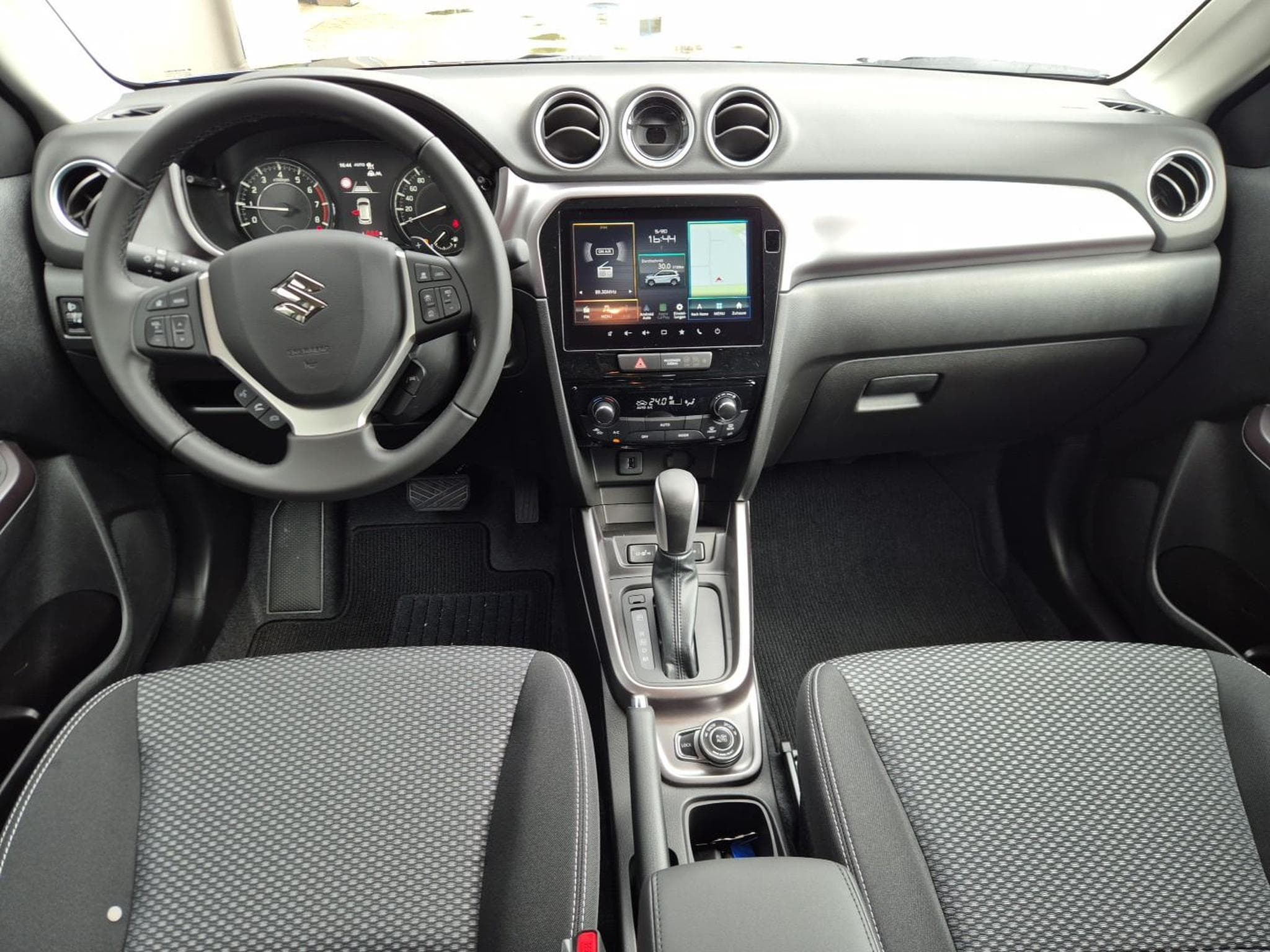 Suzuki Vitara Comfort+ (2026) - Photo 11