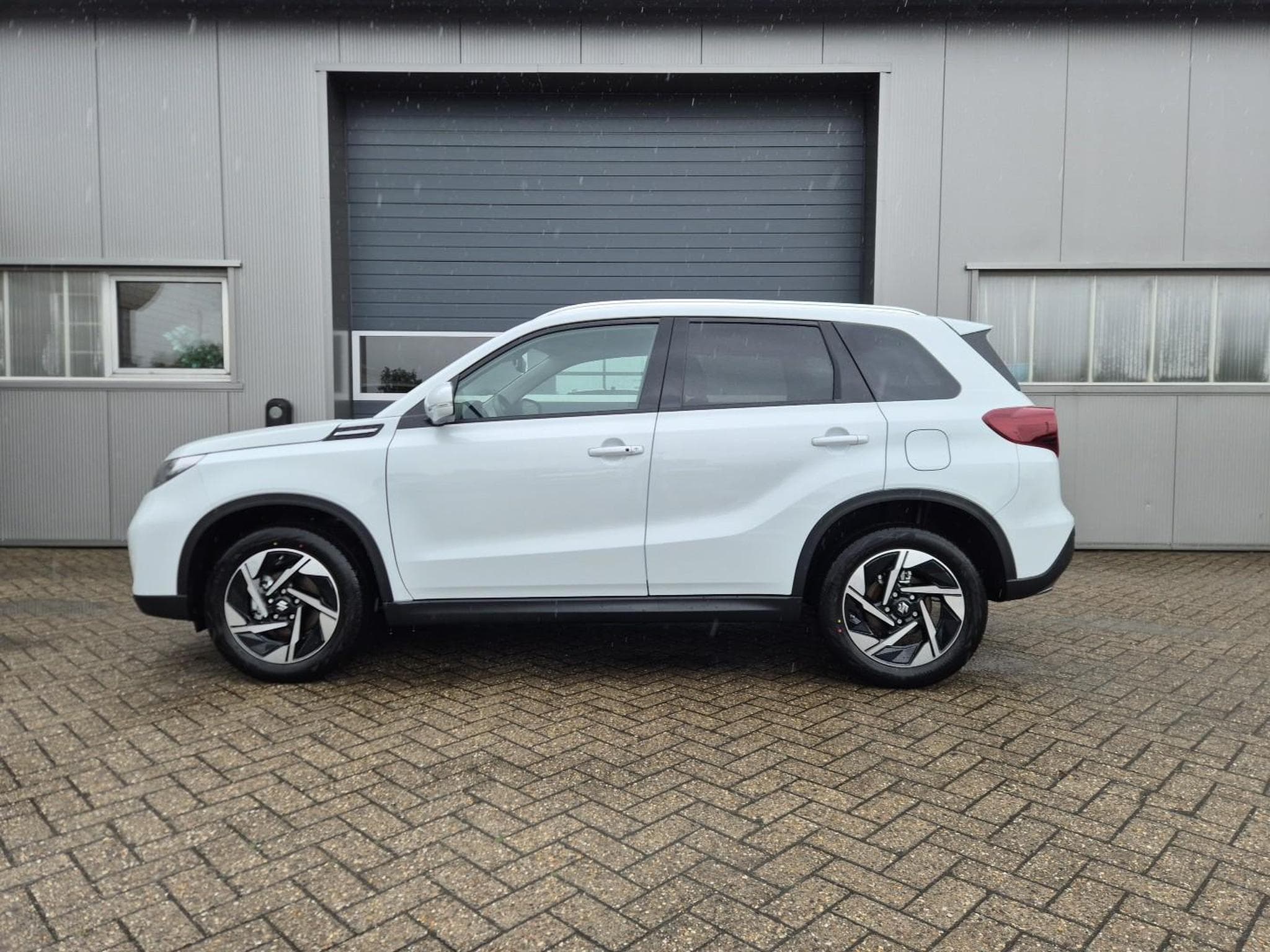 Suzuki Vitara Comfort+ (2026) - Photo 2