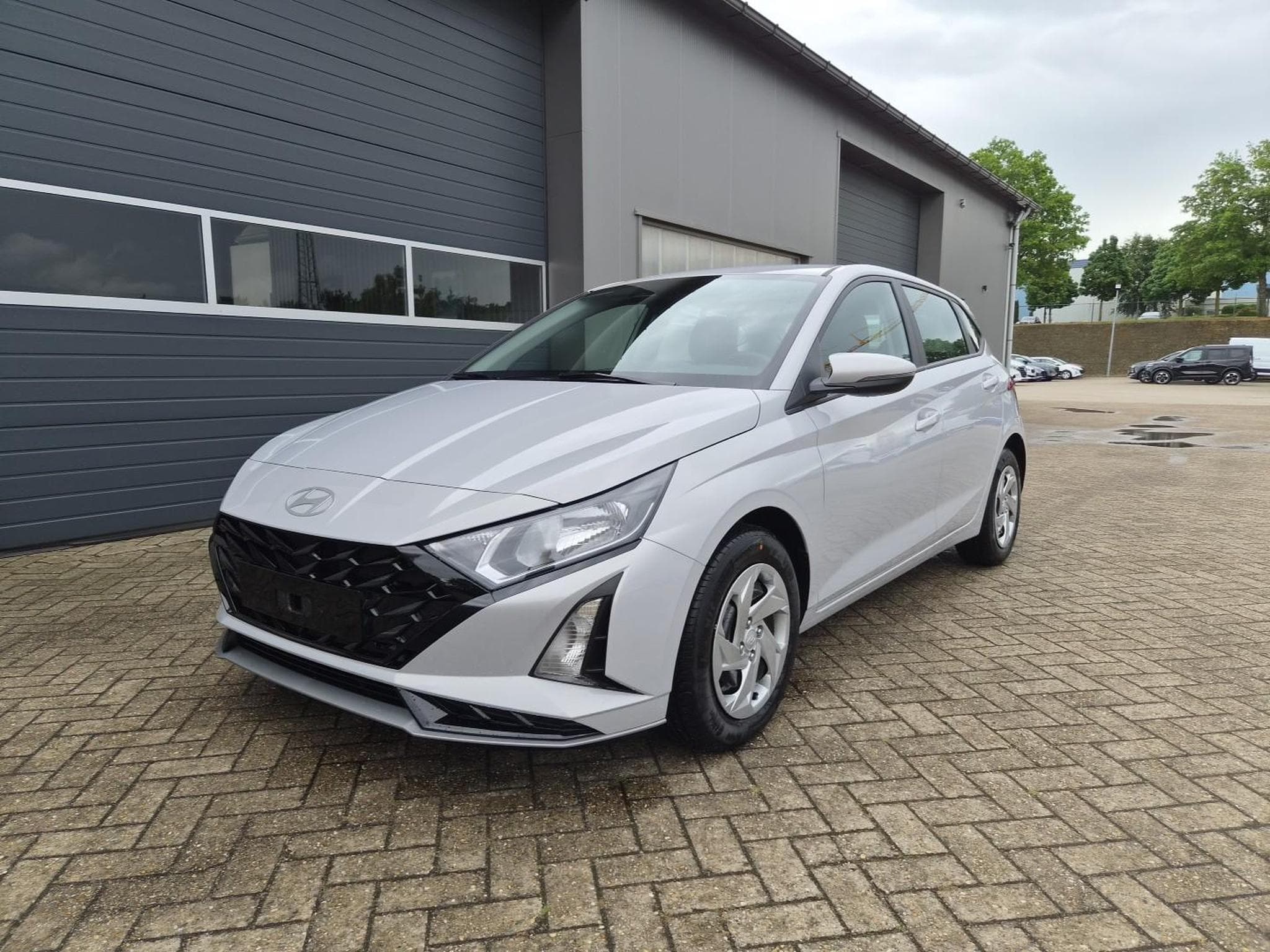 Hyundai i20 Standard (2026) - Photo 1