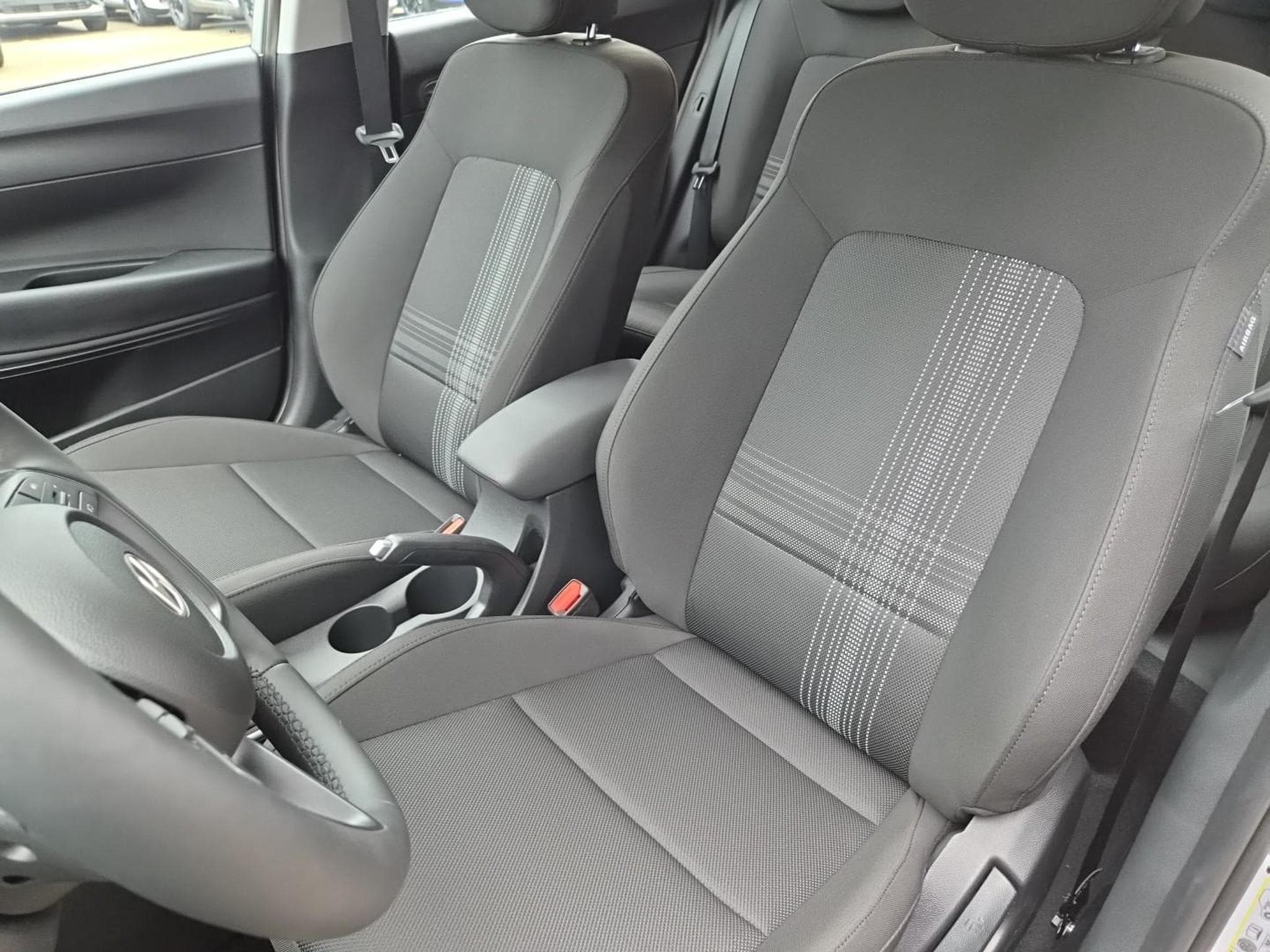 Hyundai i20 Standard (2026) - Photo 12