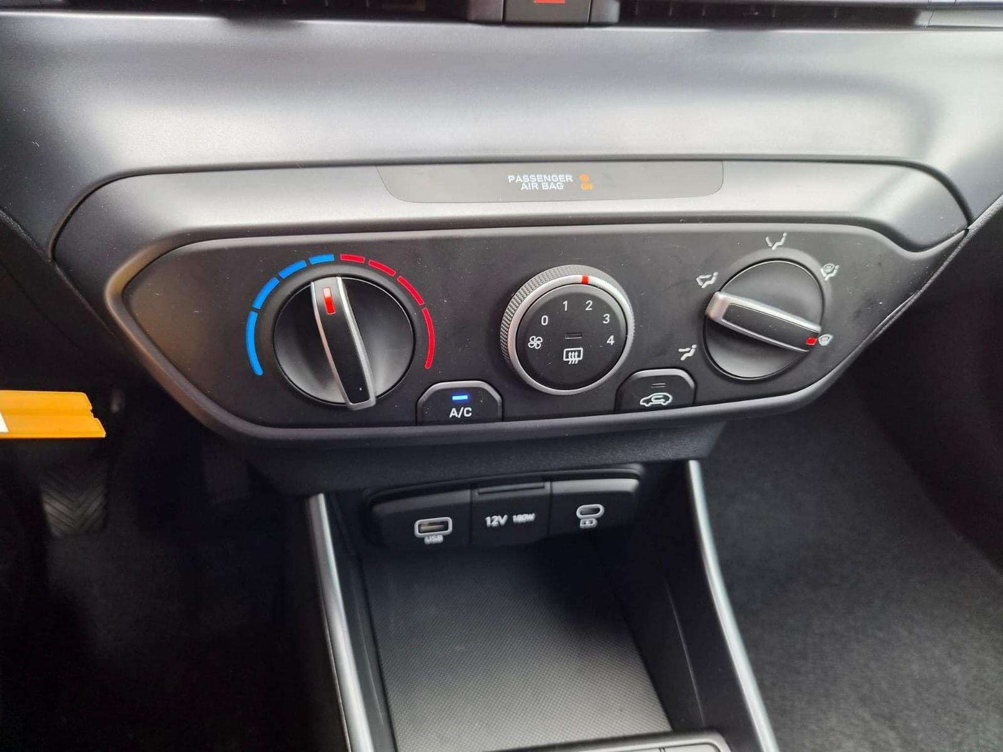 Hyundai i20 Standard (2026) - Photo 20