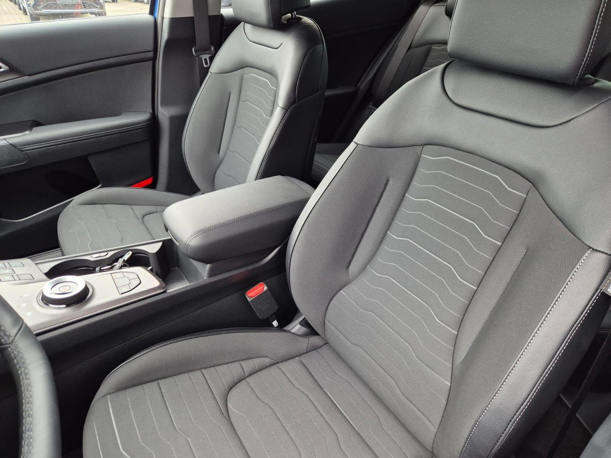 Kia Sportage Standard (2026) - Photo 11
