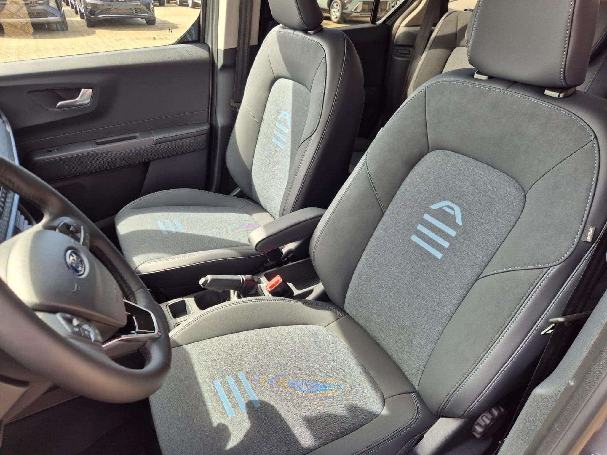 Ford Tourneo Standard (2026) - Photo 12